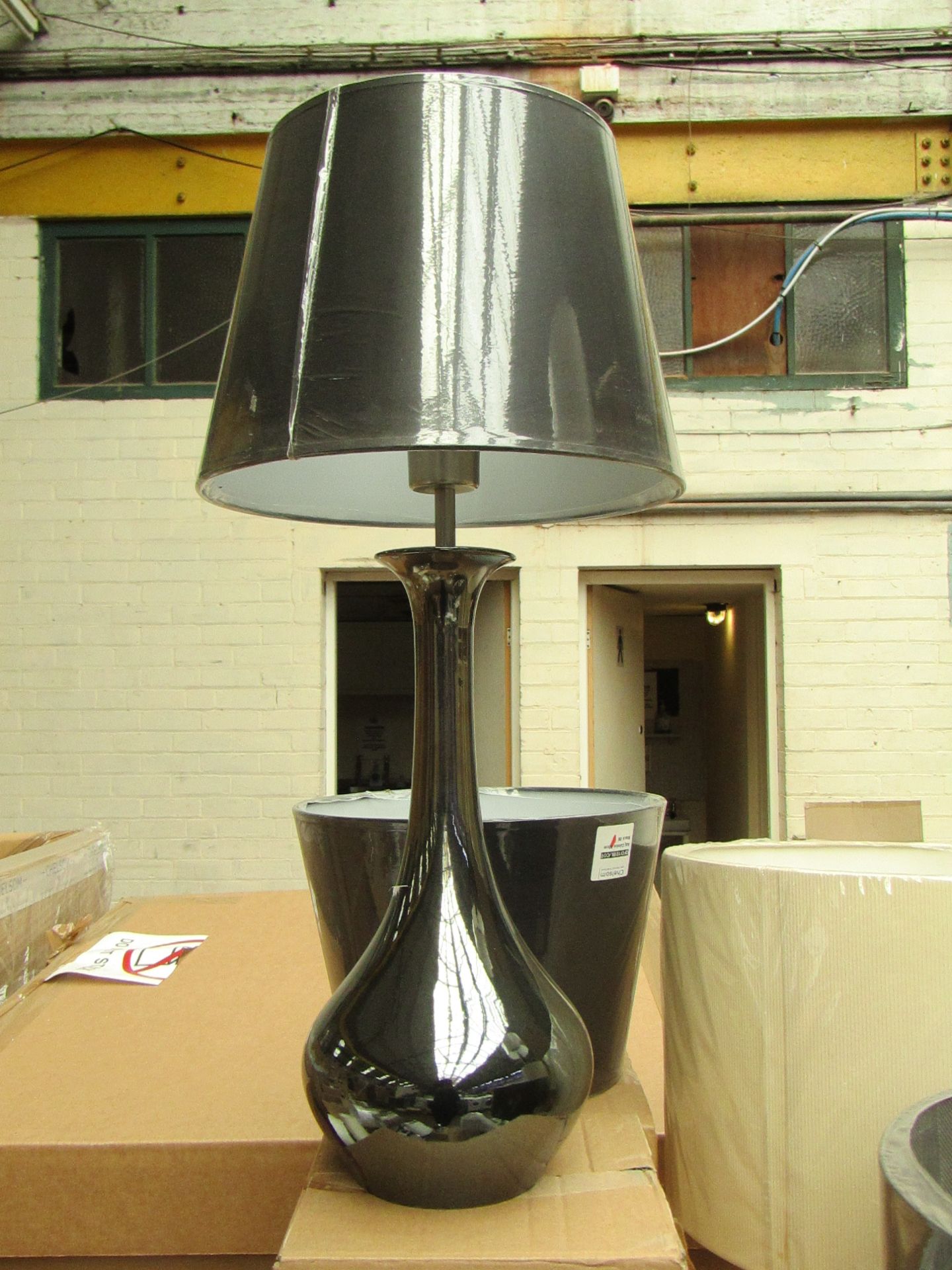 Chelsom CA/11/T1 lamp base with Shade