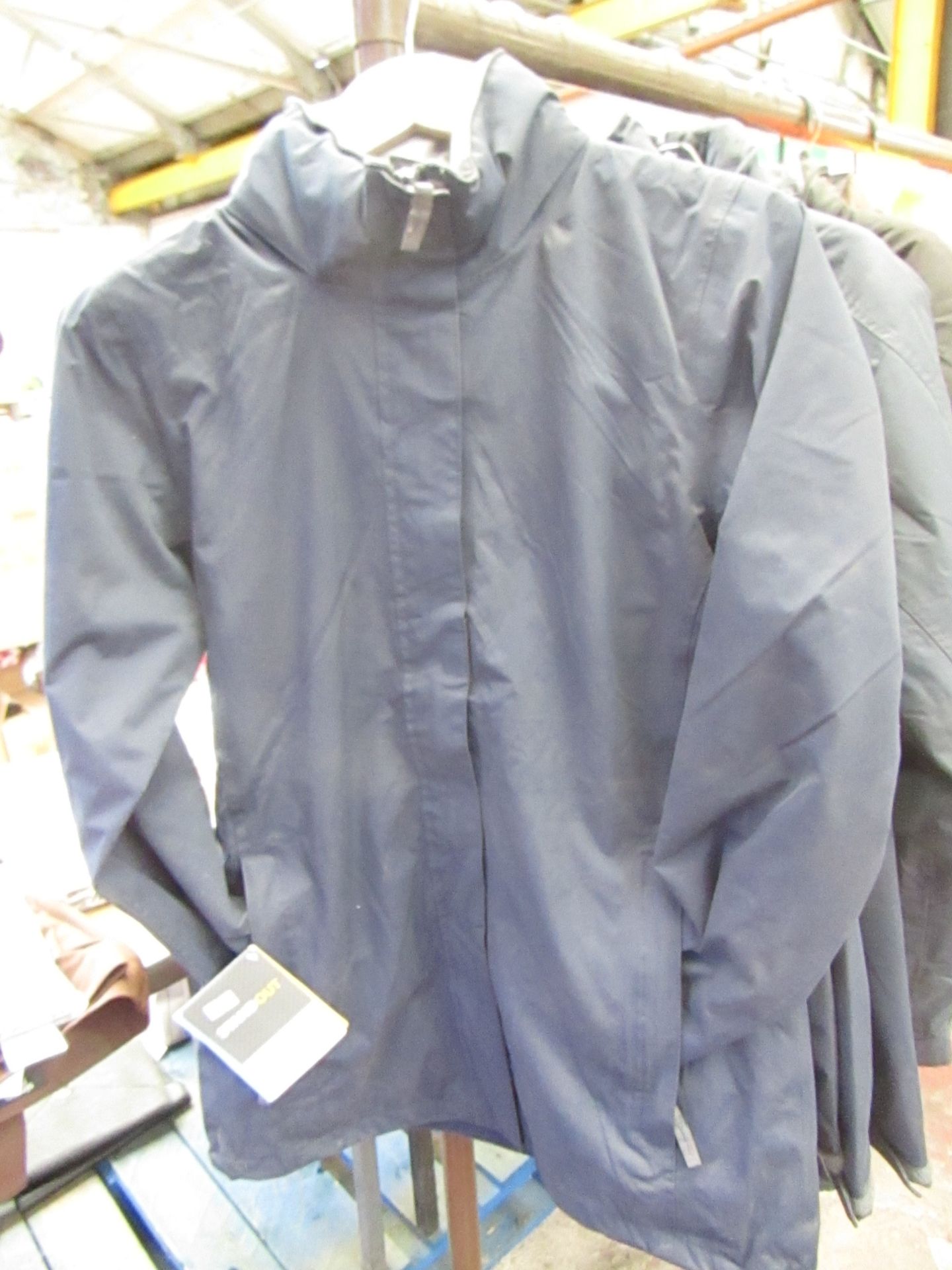 Regatta Hydrafort jacket, size 10, sneeds a clean.