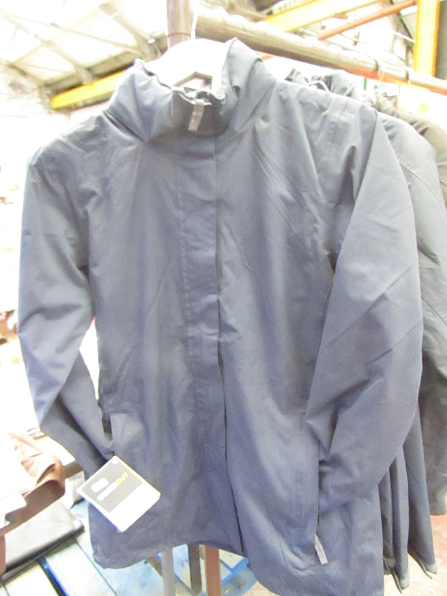 Regatta Hydrafort jacket, size 14, sneeds a clean.