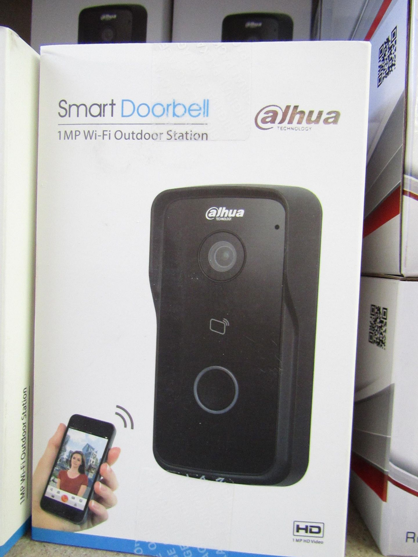 Dahua smart 1MP WiFi outdoor station doorbell Features: Can be set up wireless Audio enable to speak