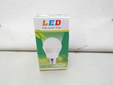 5 x white 5 w lightbulbs, boxed and unchecked