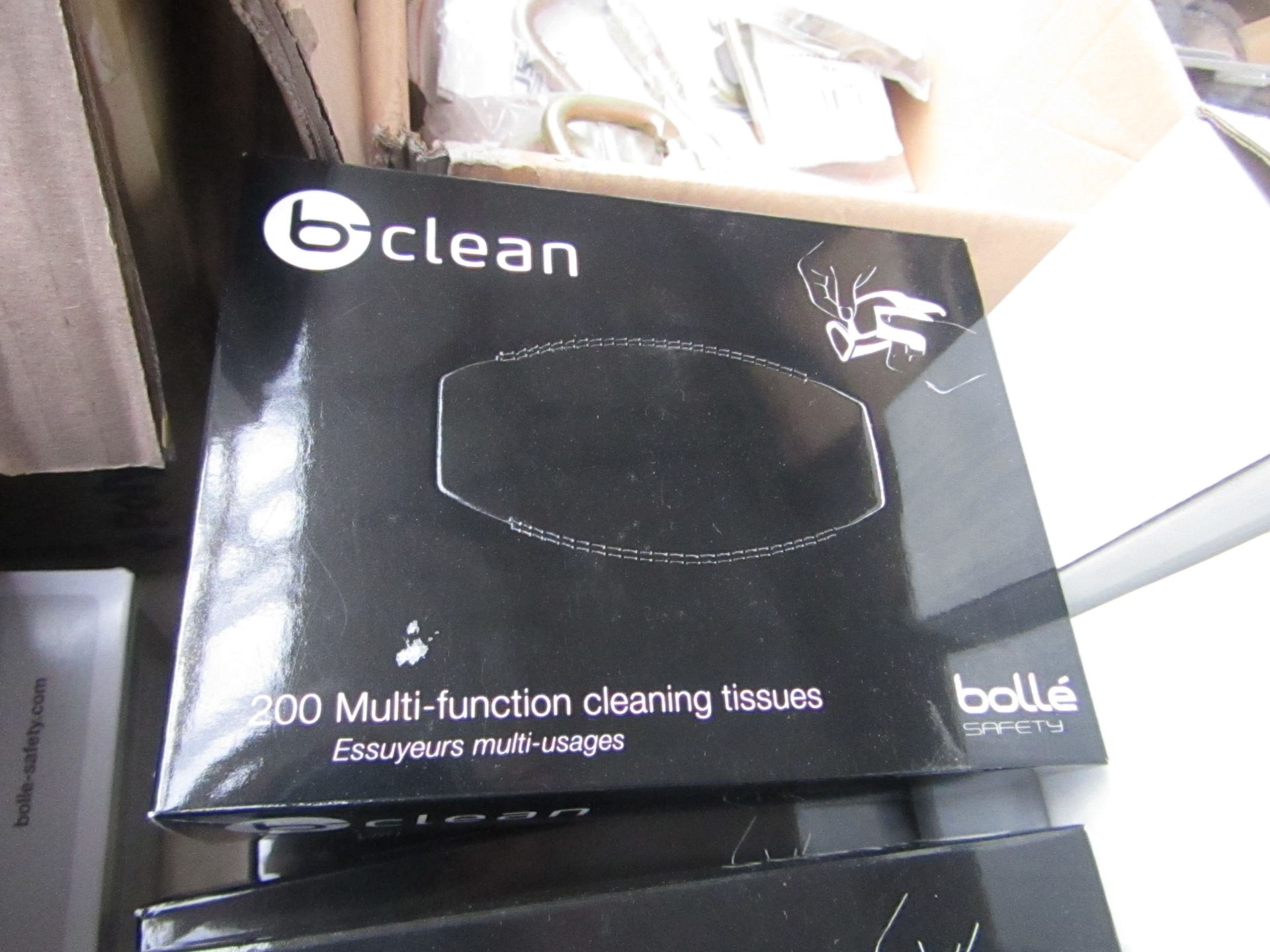 4 x Boxes of B-Clean B401 200 multi-function dry cleaning tissues, new RRP £7.00 Each