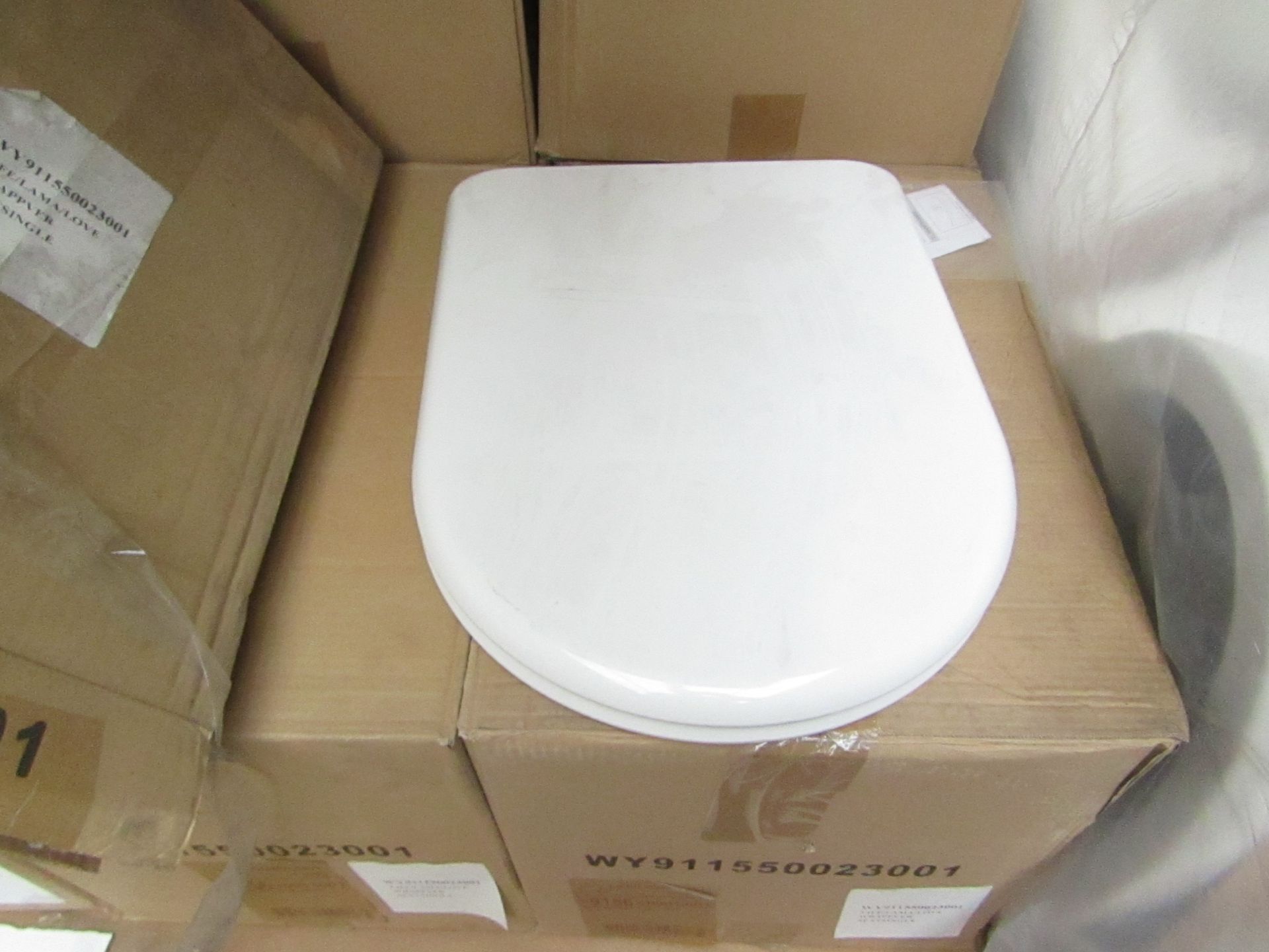 Laufen made toilet seat for Life/Love/Lama Models, model no. 89156 barcode 5704173255920 new and