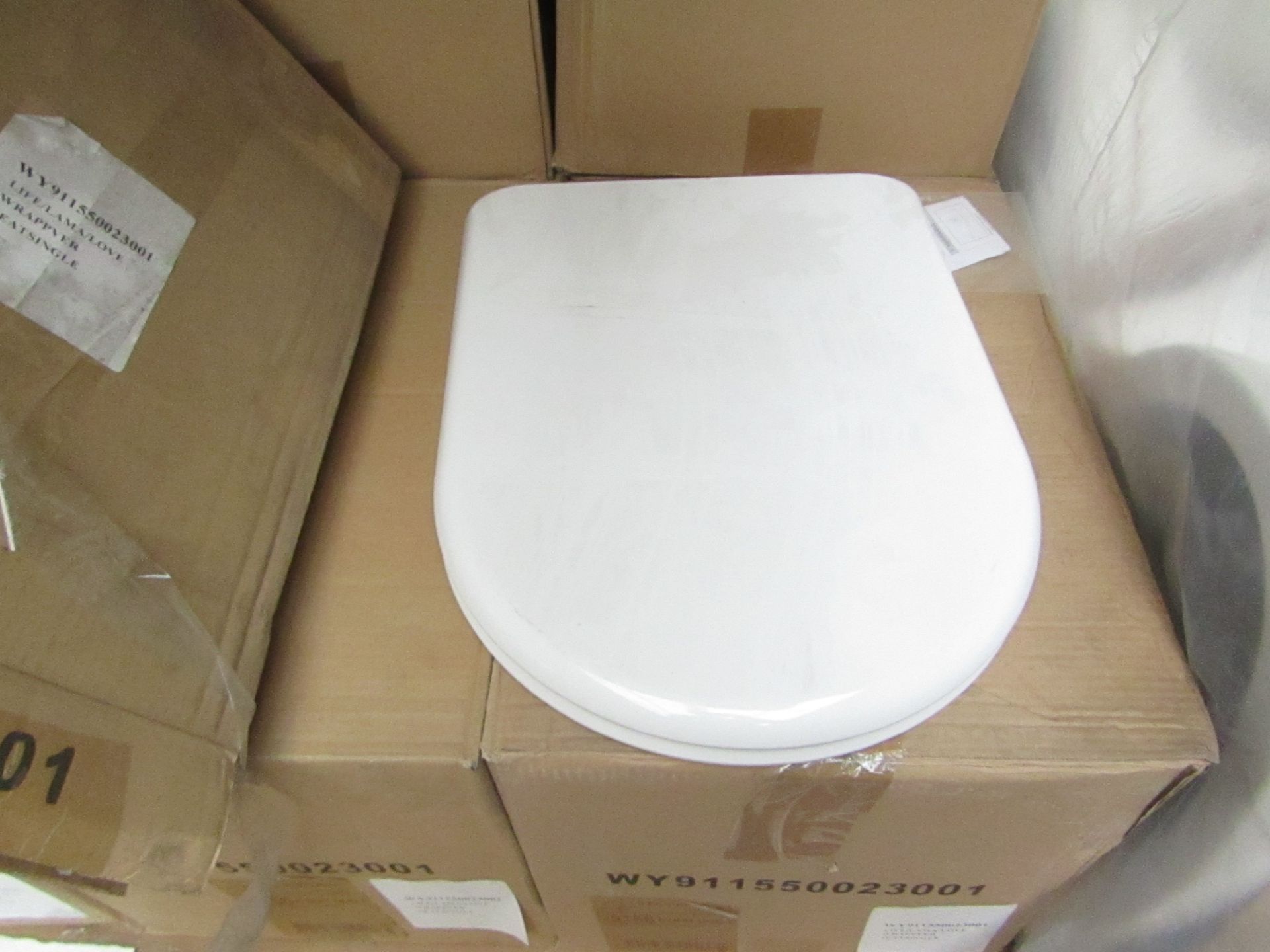 Laufen made toilet seat for Life/Love/Lama Models, model no. 89156 barcode 5704173255920 new and