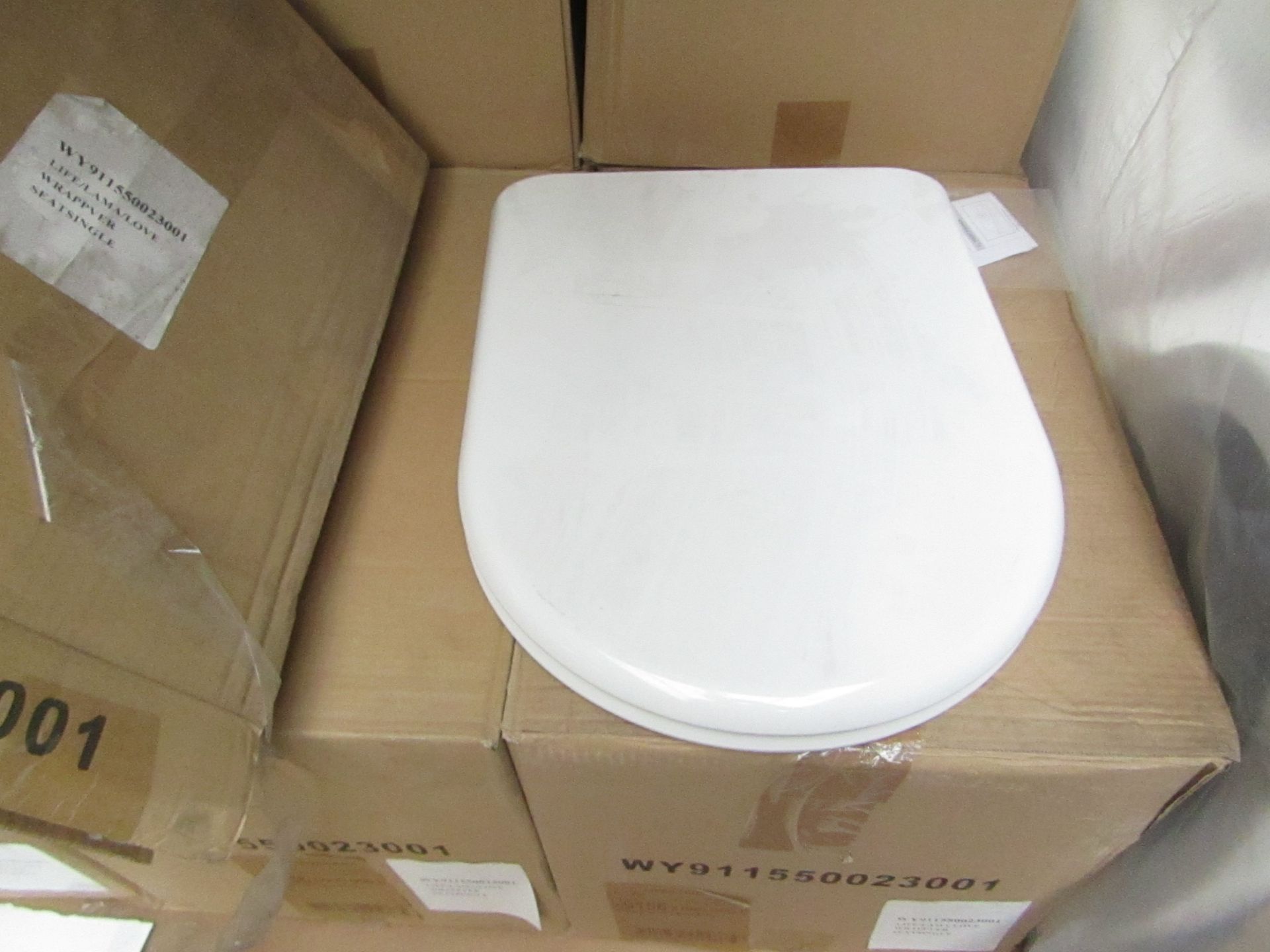 Laufen made toilet seat for Life/Love/Lama Models, model no. 89156 barcode 5704173255920 new and