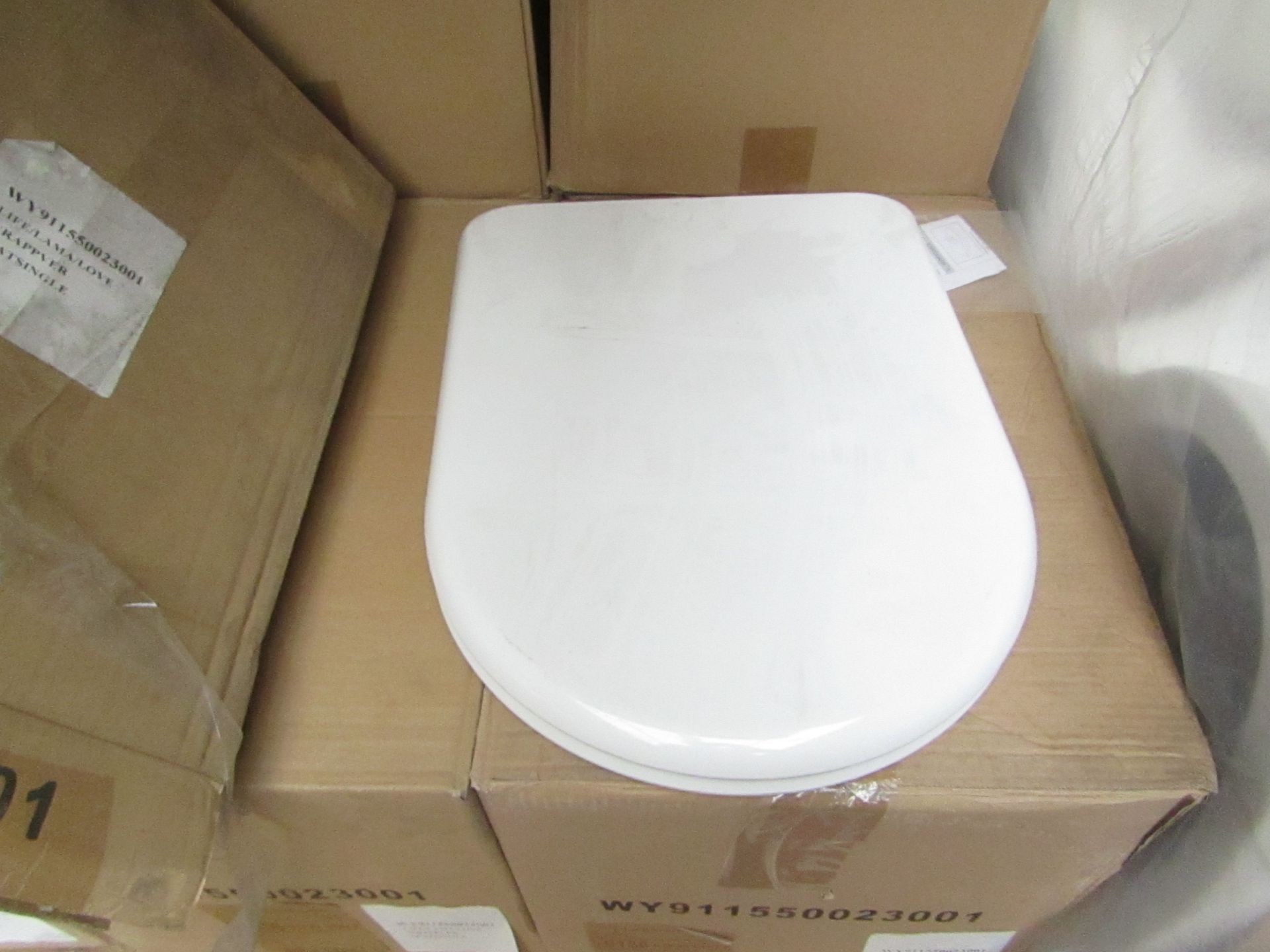 Laufen made toilet seat for Life/Love/Lama Models, model no. 89156 barcode 5704173255920 new and