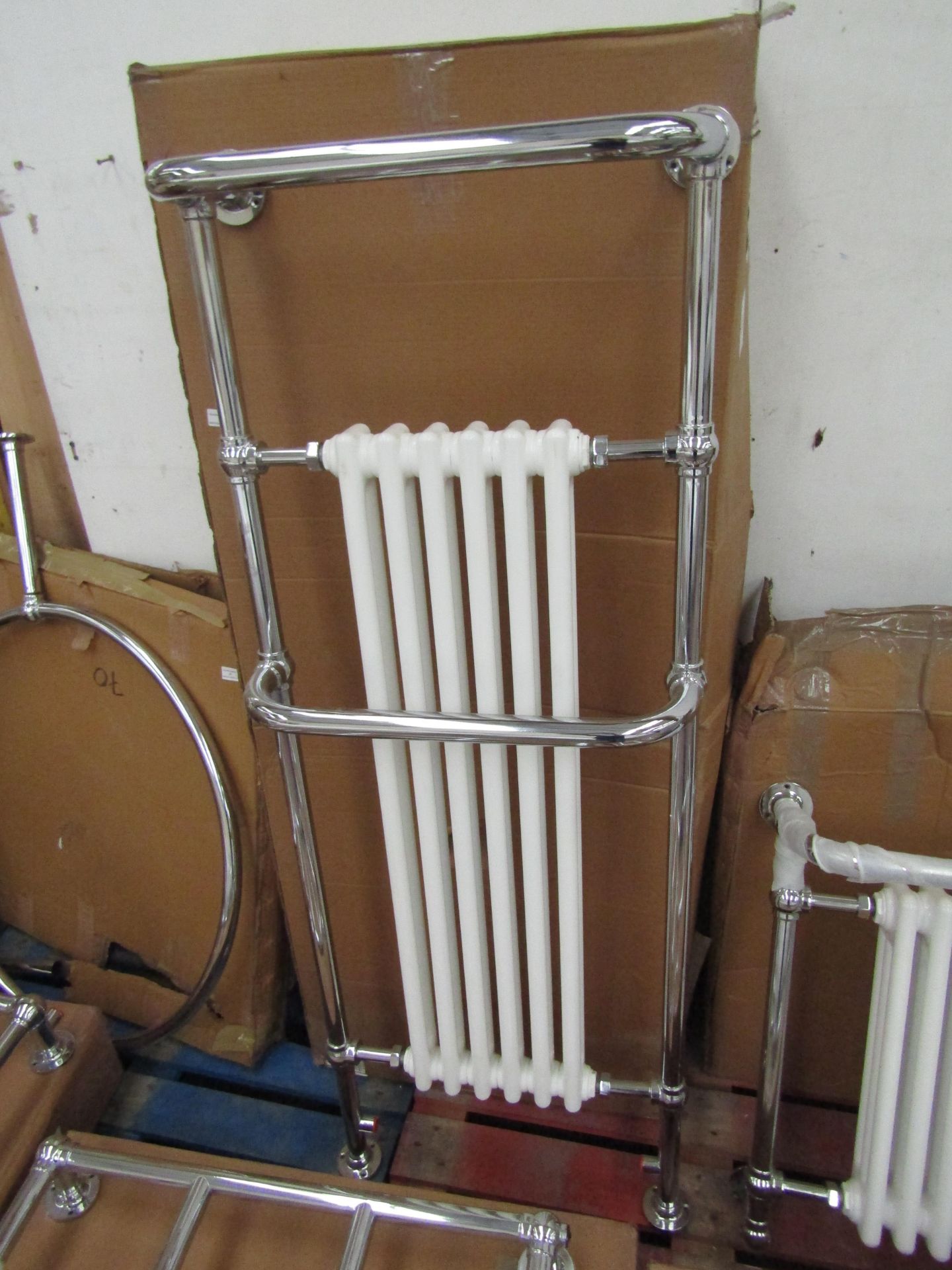 Old London Hazel 6 section Traditional radiator, boxed and unchecked, measure 1490mm x 240 x 540
