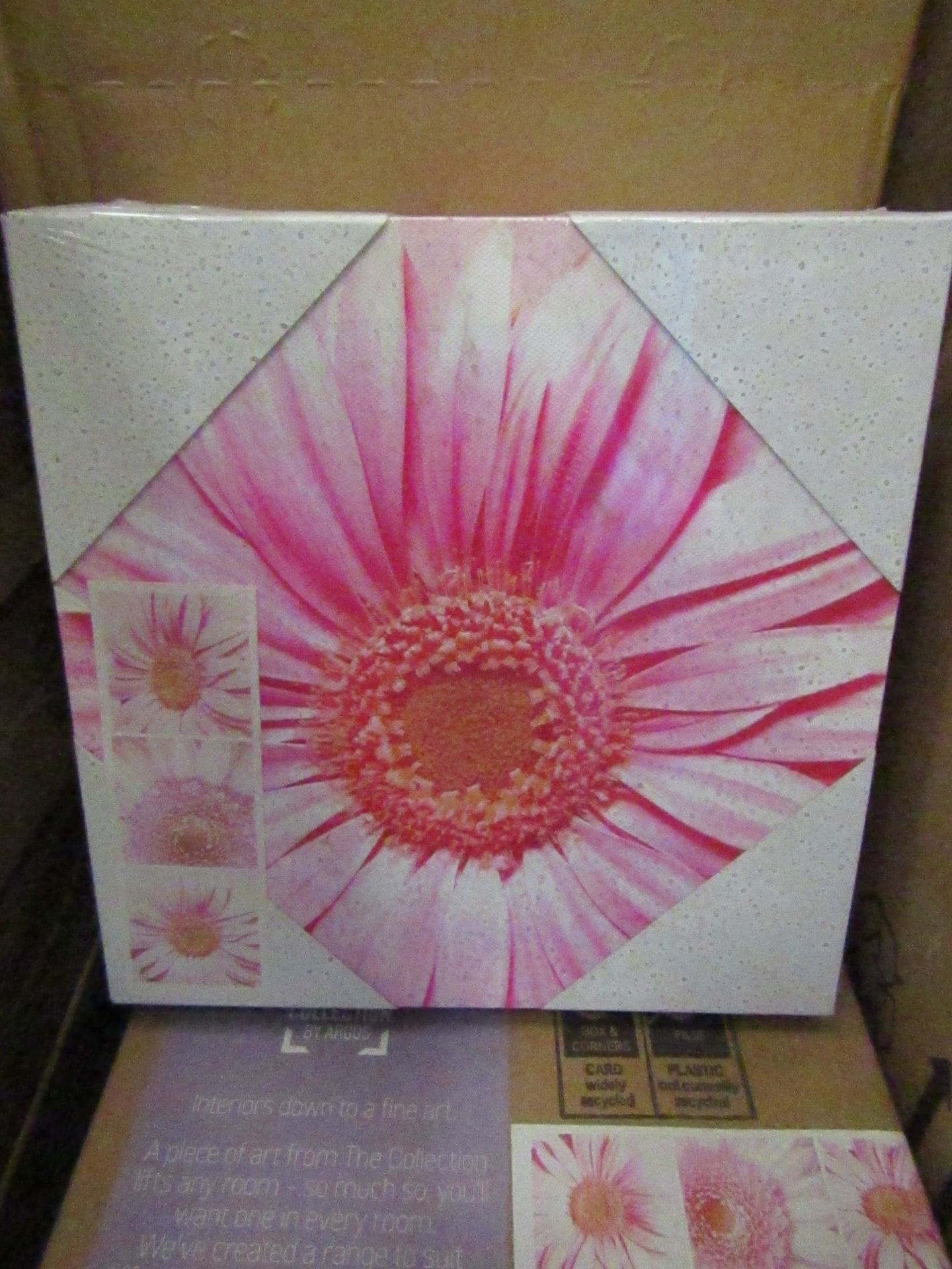 1 x box of 10 sets of 3 "Pink Daisies" Canvases By Arthouse Wall Art size 20cm x 20cm new &