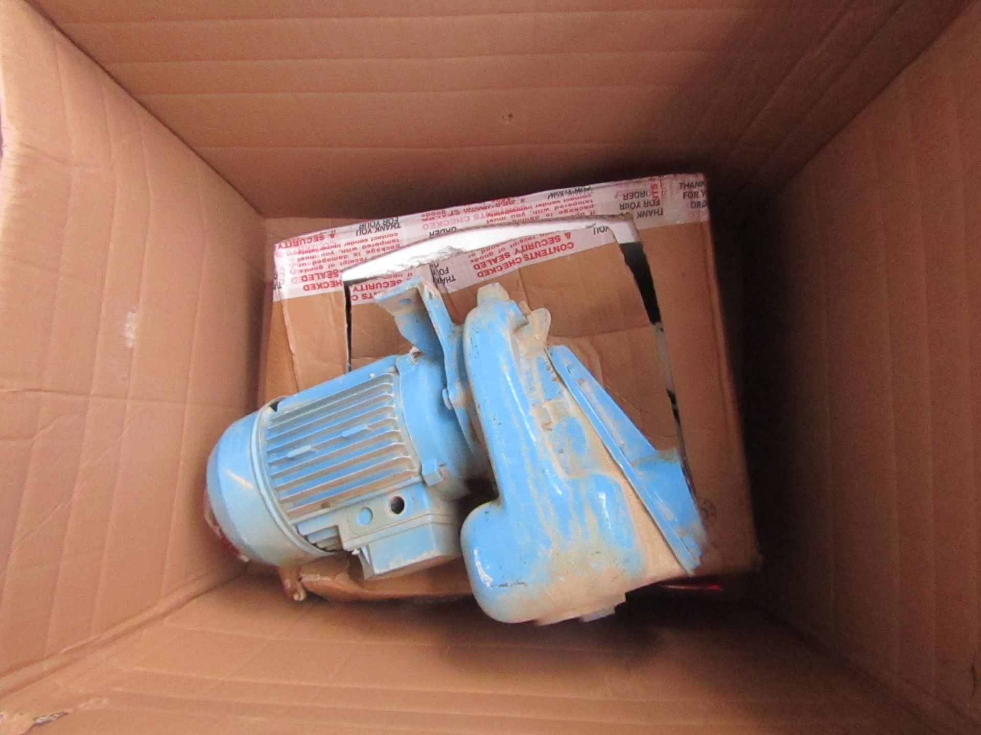 1 x Clarke PUMP CPE15A1 230V 6112 £99.98 1 x Clarke PUMP CPE20A3 400V 6112 £329.00 Please Read