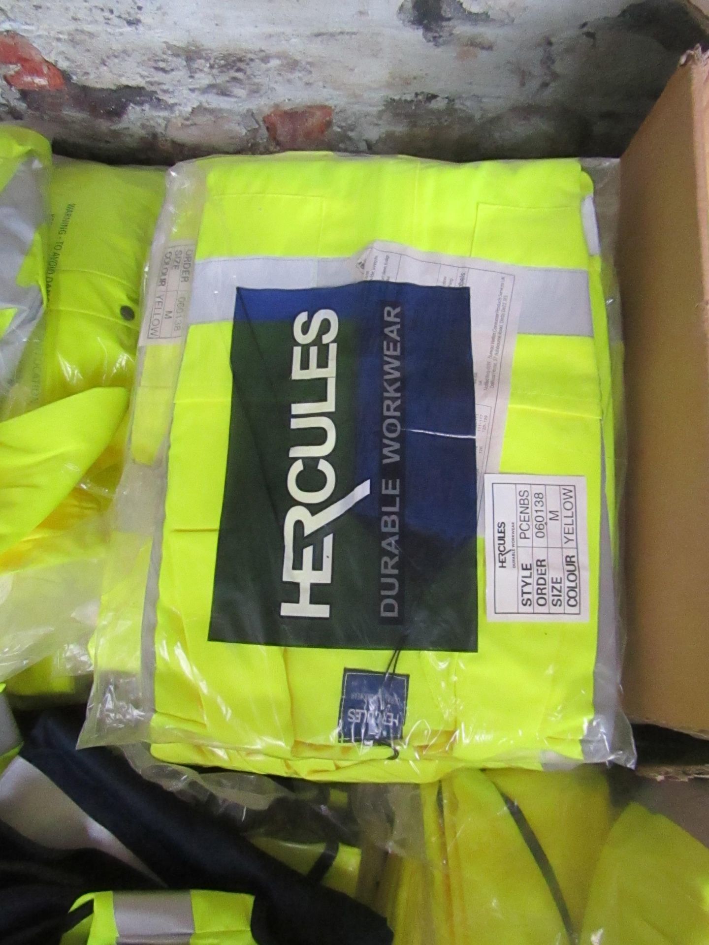 Hercules Durable Workwear high vis jacket, size M, new and packaged. - Image 2 of 2