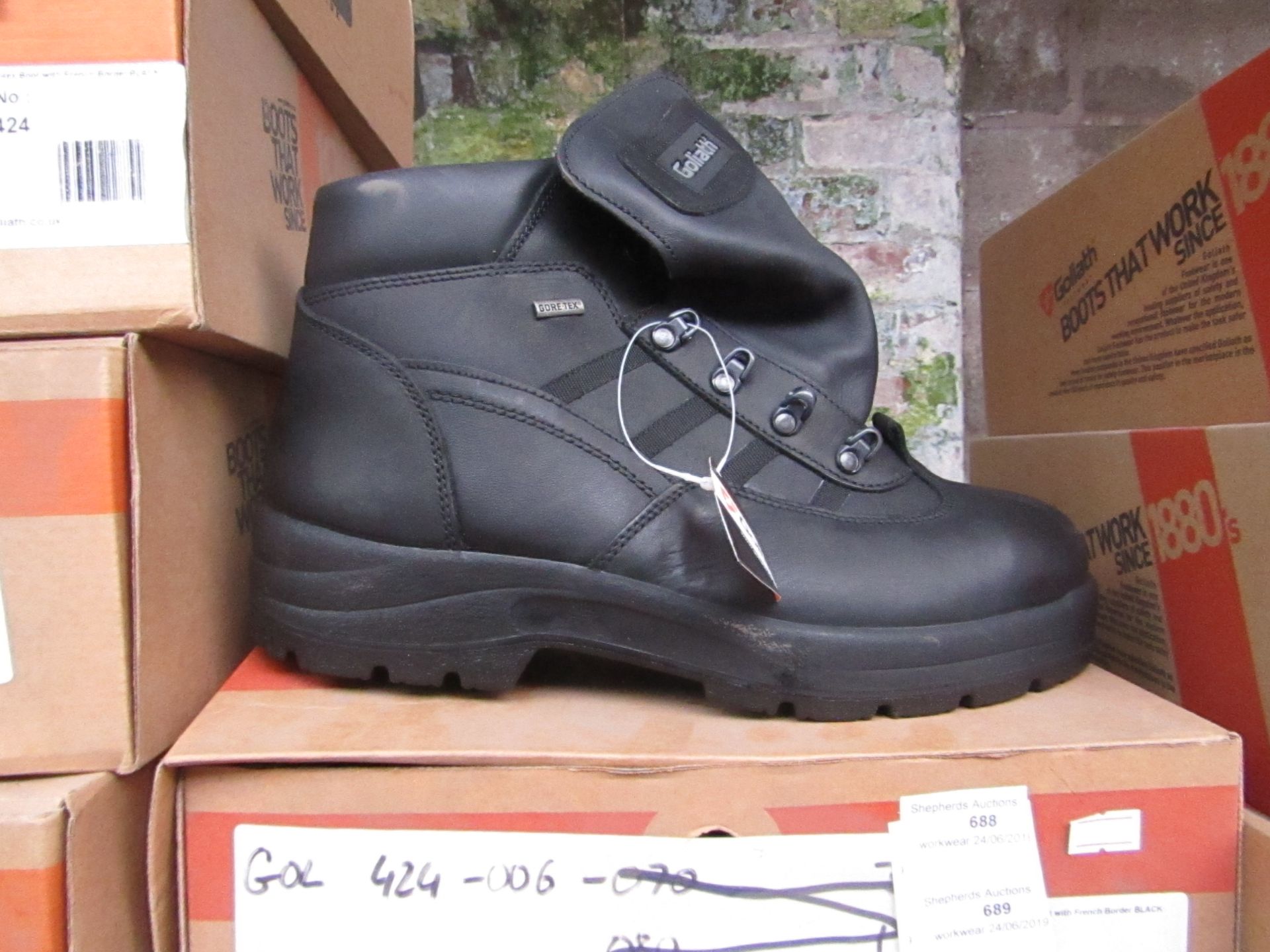 Goliath black gore tex ankle boot, size 10, new and boxed. RRP £49.99