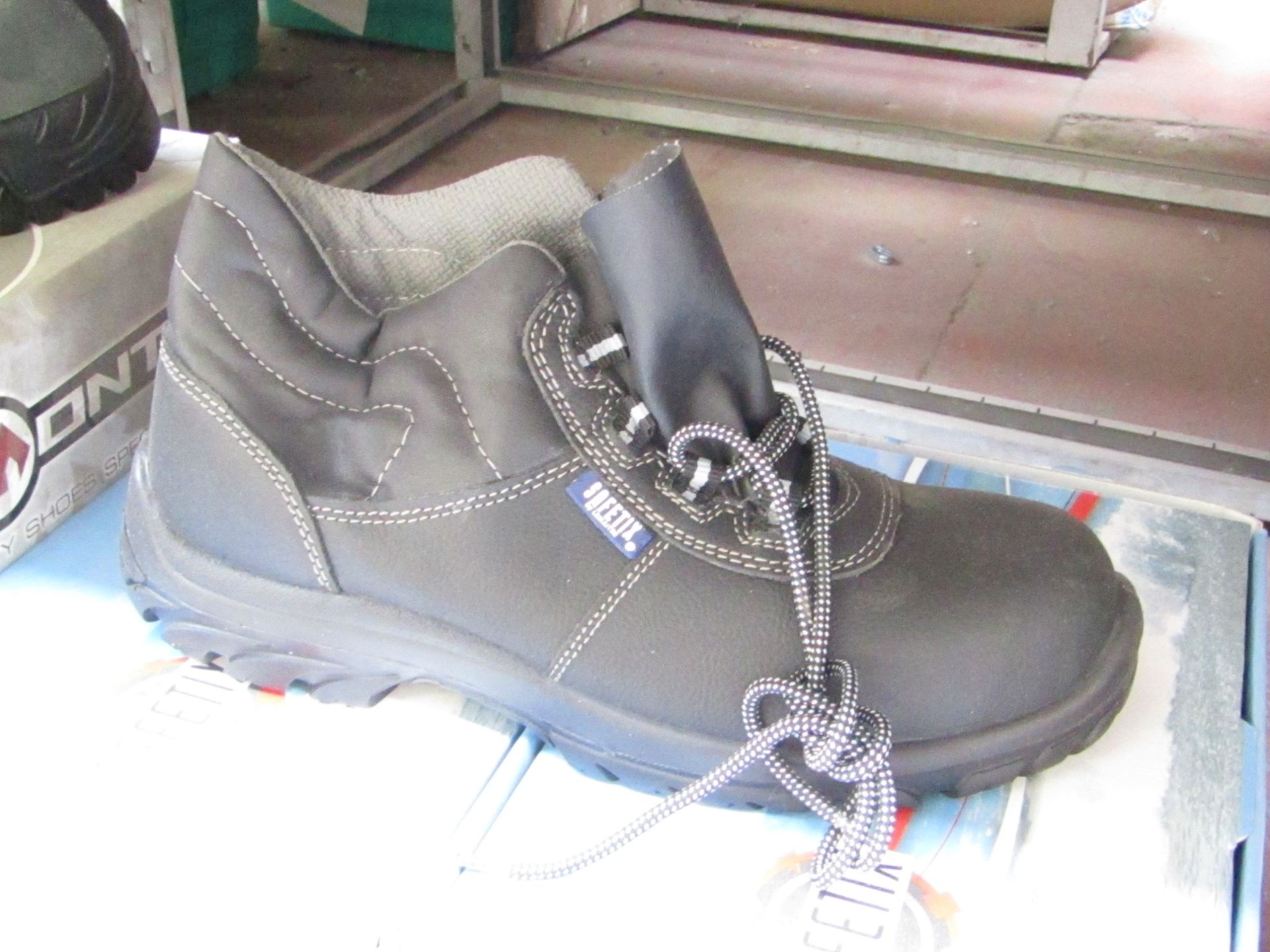 Safetix steel toe cap boots, size 12, new and boxed.