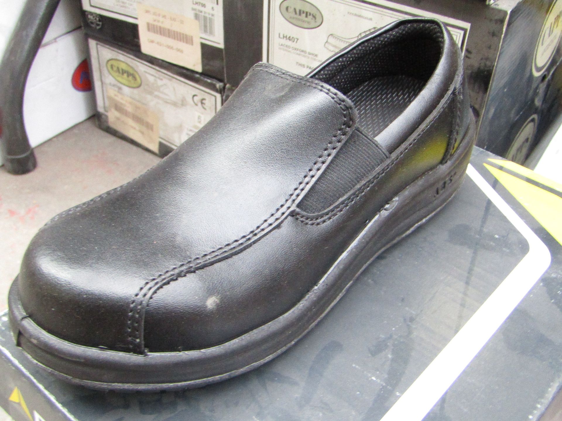 Delta Plus composite steel toe cap Shoes, size 3, new and boxed.