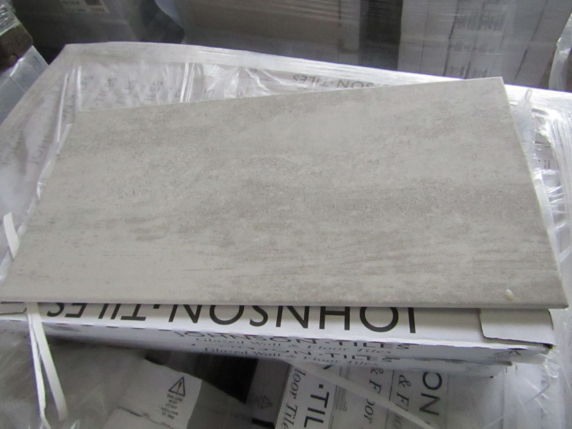 Pallet of 40x Packs of 5 Ashlar Crafted textured Grey 300x600 wall and Floor Tiles By Johnsons, New,