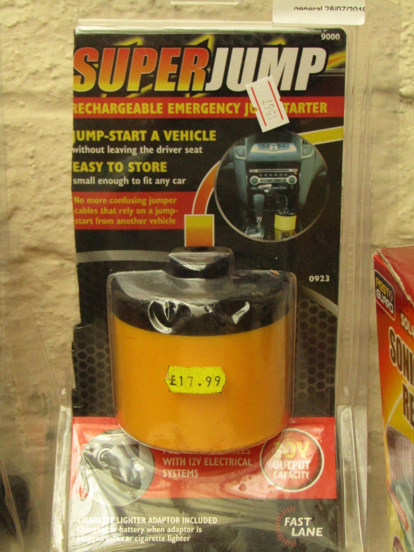 Super Jump rechargable Emergency Jump starter, can jump start a car through the cigarette lighter,