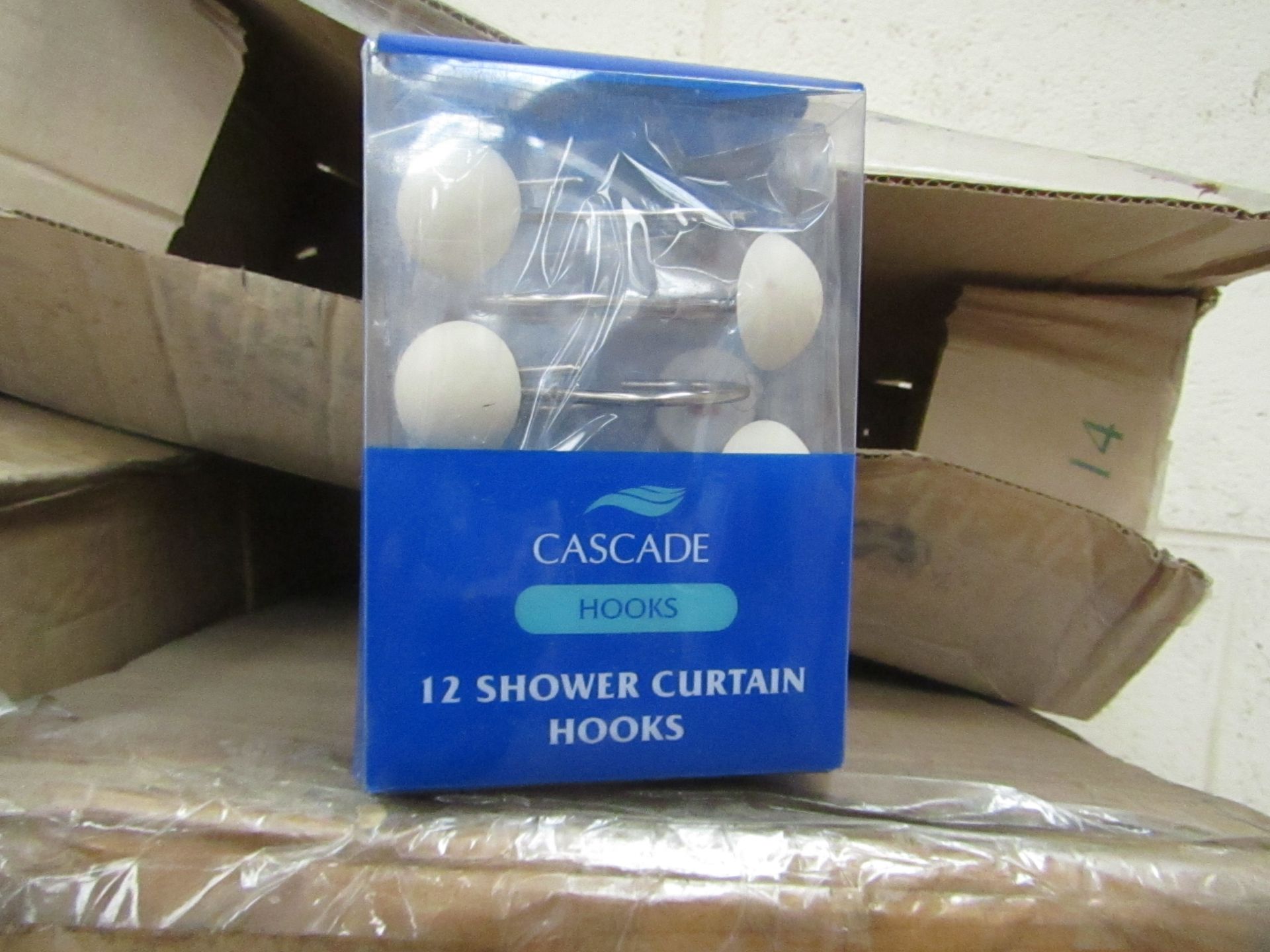 box of approx 72 packs of Cascade shower cutain hooks, colour may vary from the picture