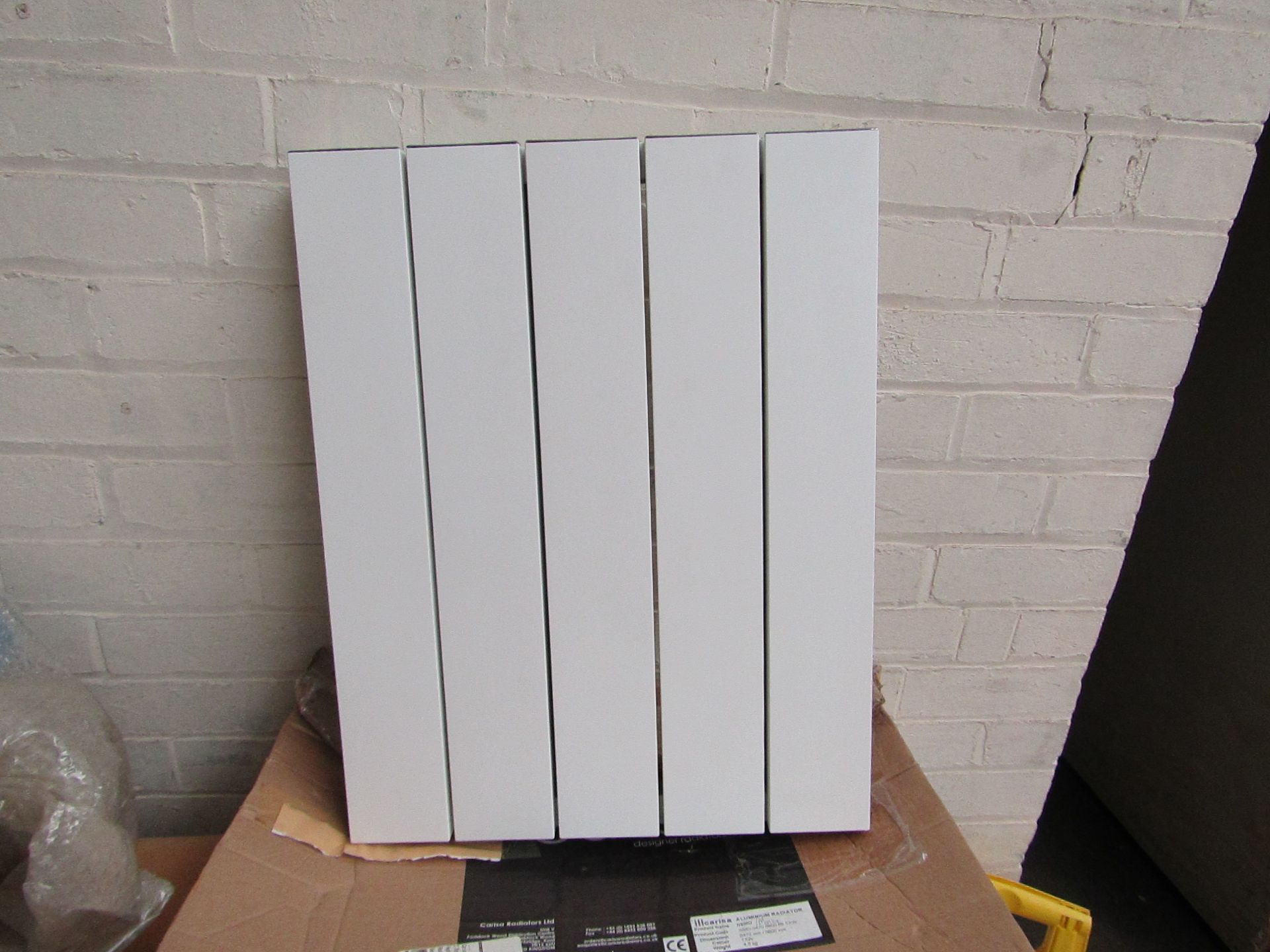 Reina, Aluminium Radiator, 470mm x 600mm - White, new and Boxed