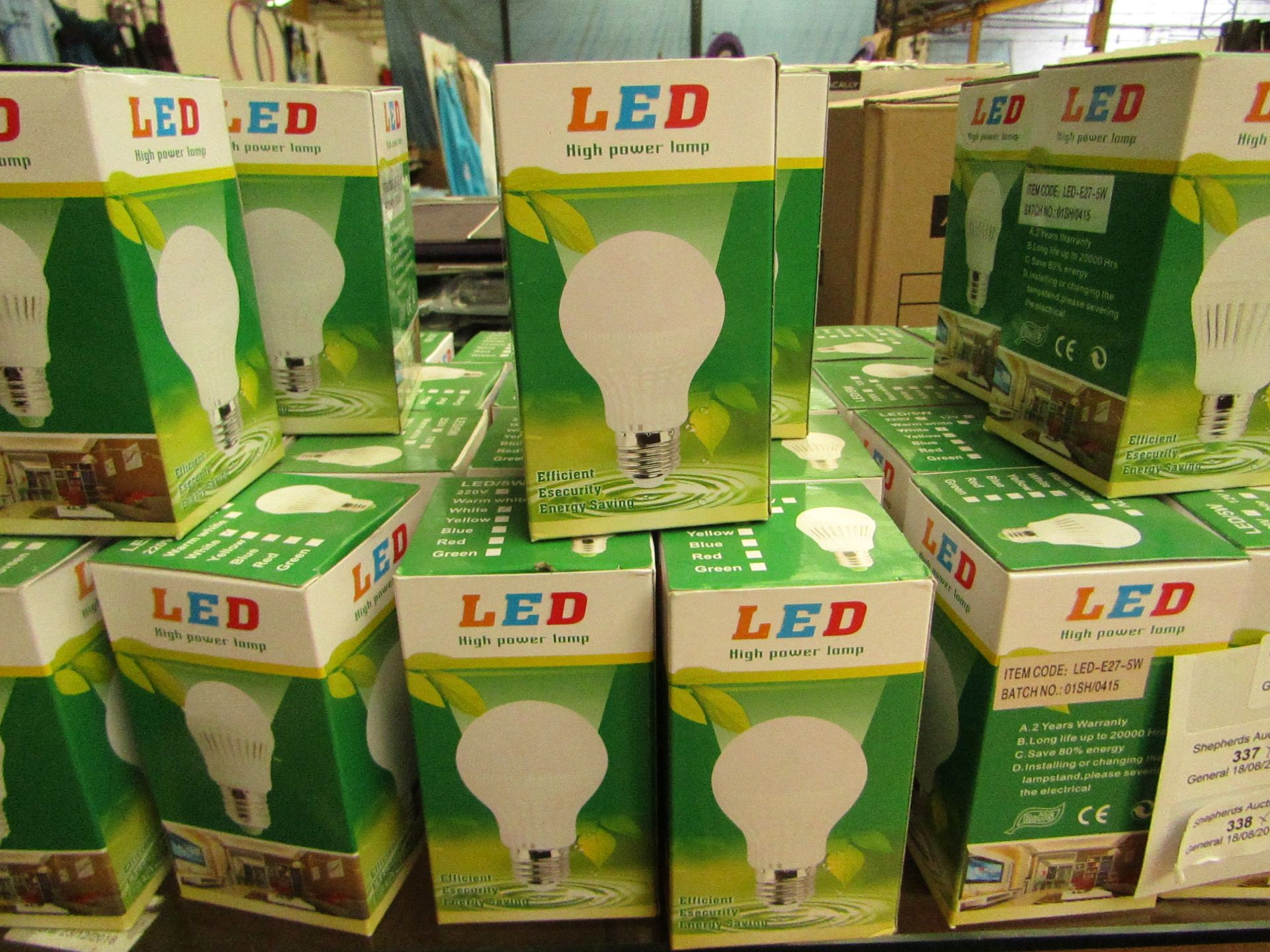 10 x 220v White LED E27-5w lightbulbs, new in box