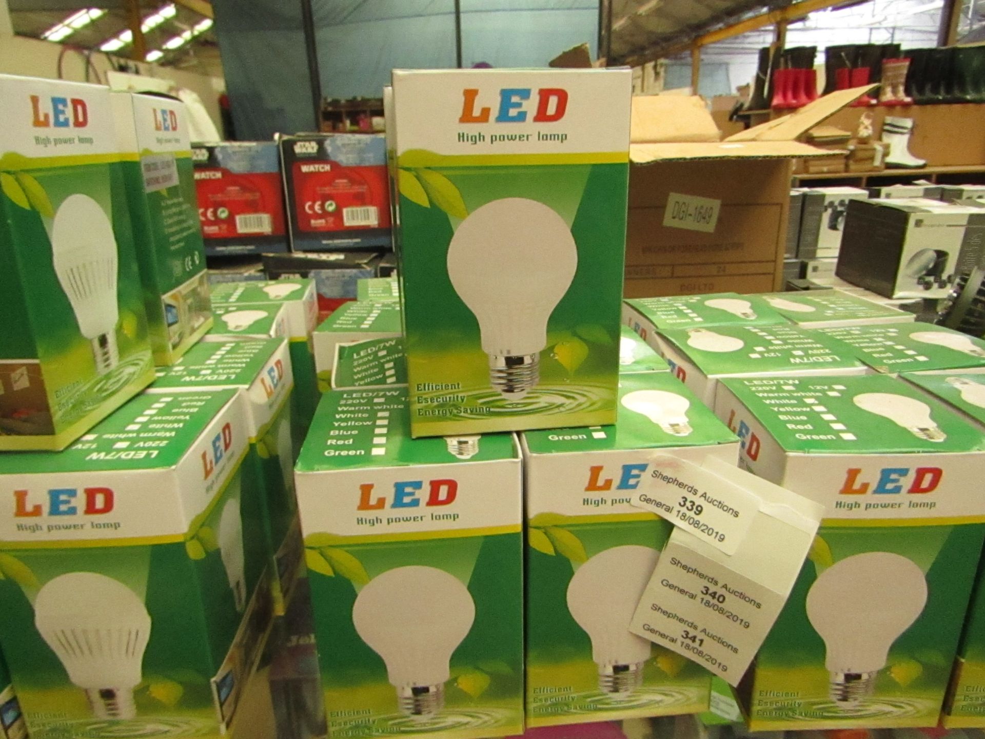 10 x 220v White LED E27-7w lightbulbs, new in box