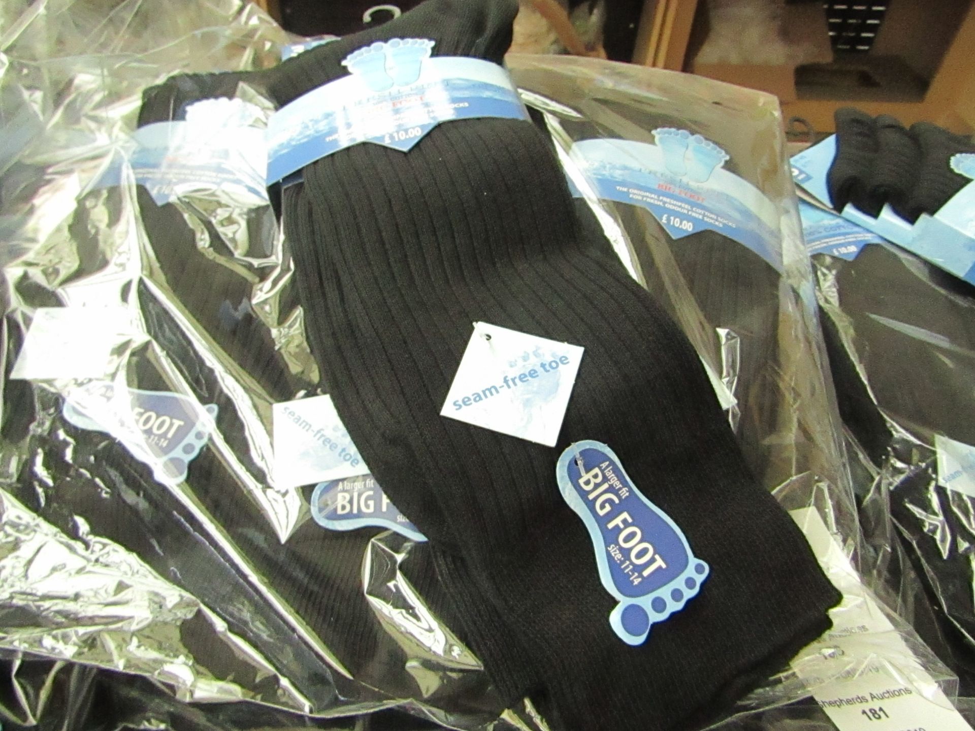12 x pairs of Fresh Feel Big Foot  Black Socks size 11/14 new & packaged