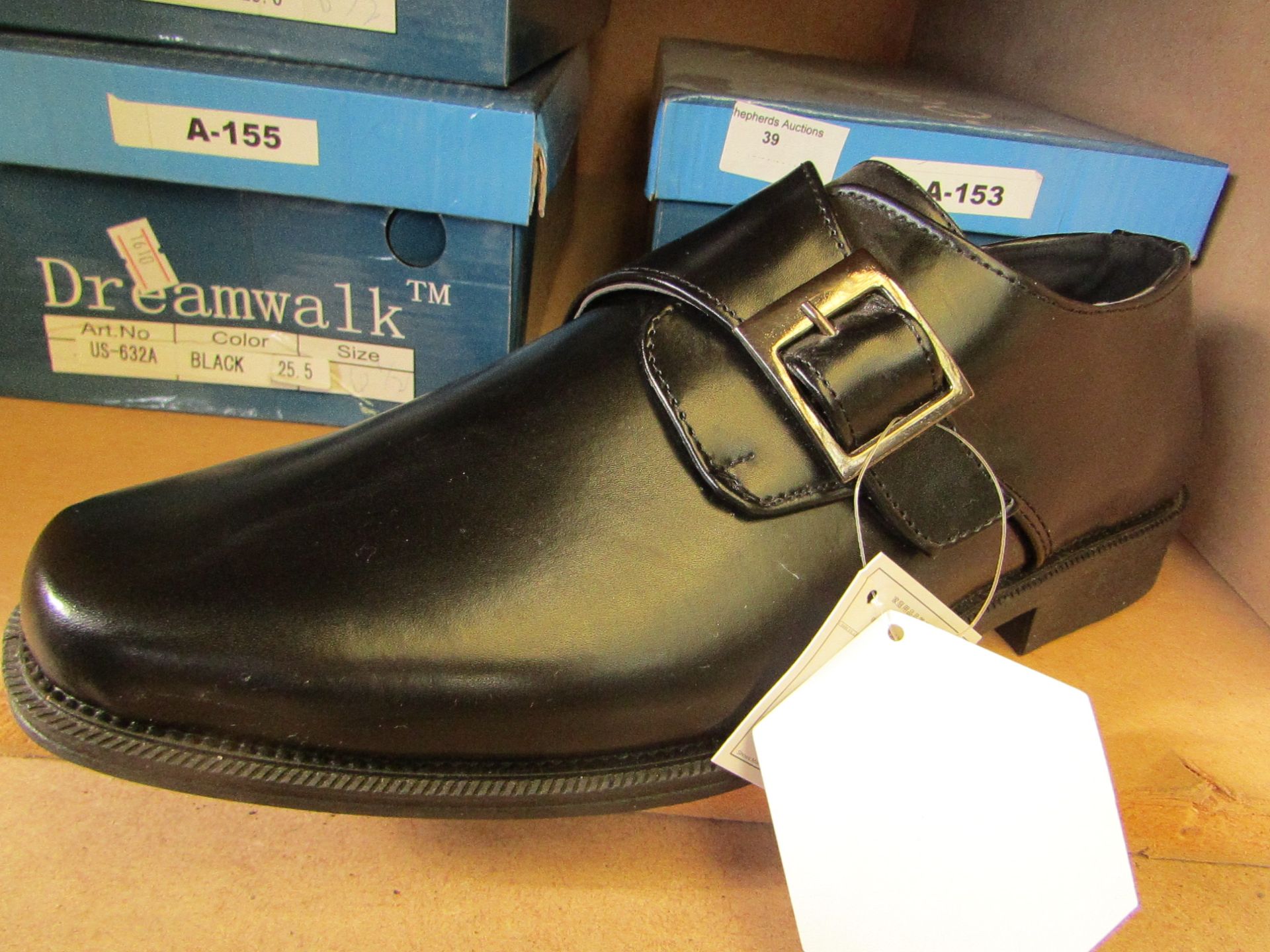 Men's Dreamwalk Slip On shoes size 6.5 new & boxed