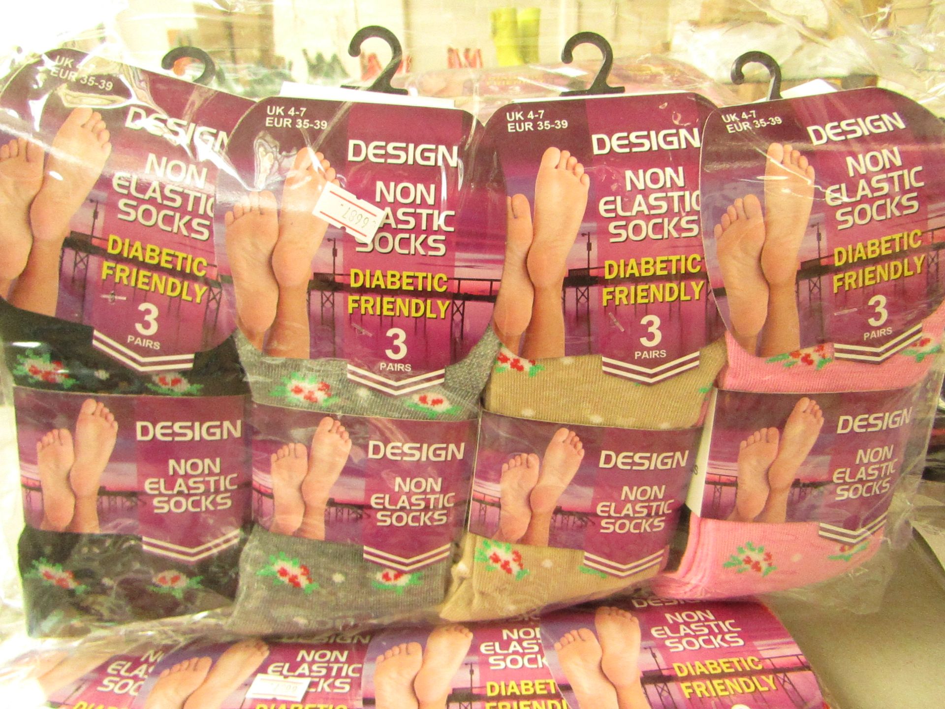 12 x pairs of Ladies Design Non Elastic Diabetic Socks size 4-6 new & packaged