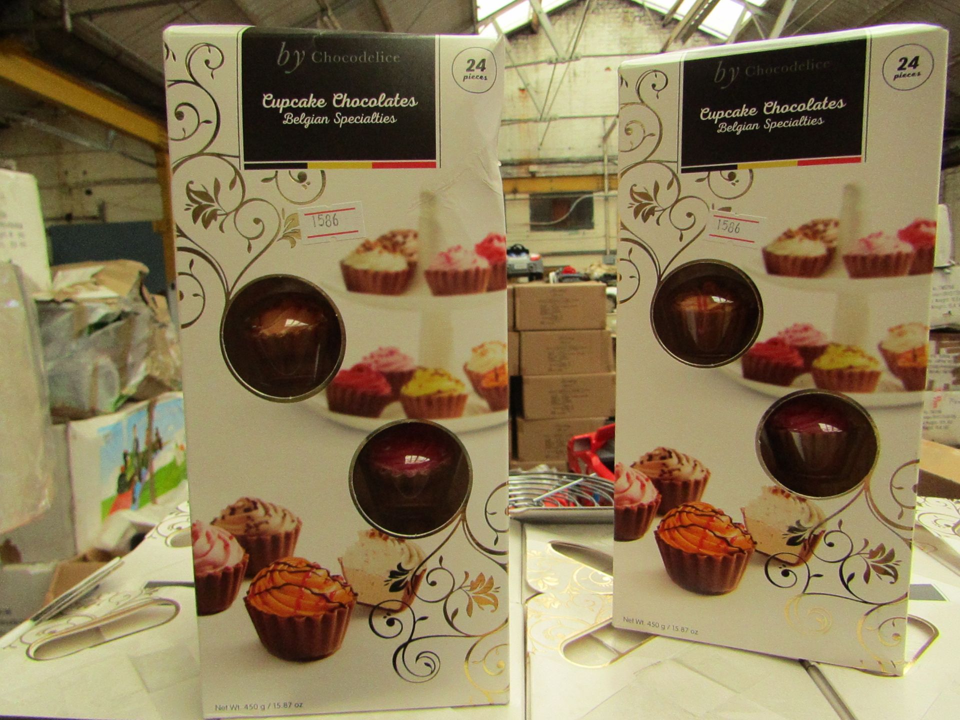 2 x Cupcake Chocolate belgium specialities.450g per box.BB 30/04/19