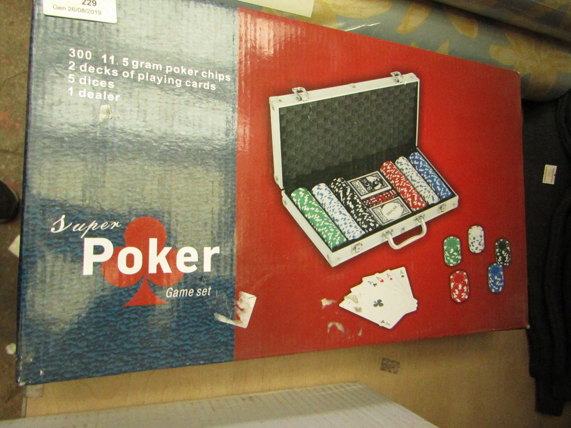 300 Chip Super Poker Game Set packaged  (1 PK of chips are missing )