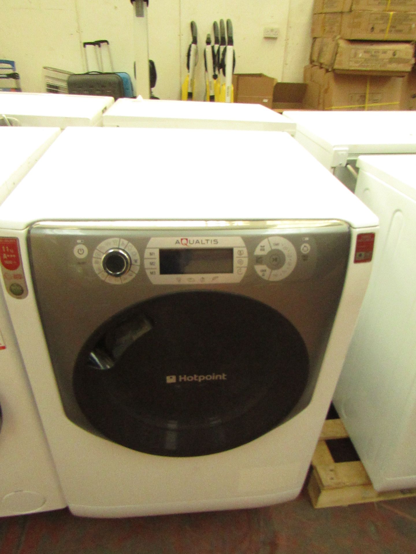 Hotpoint Aqualtis 11KG washing machine, powers on but doesn't spin.