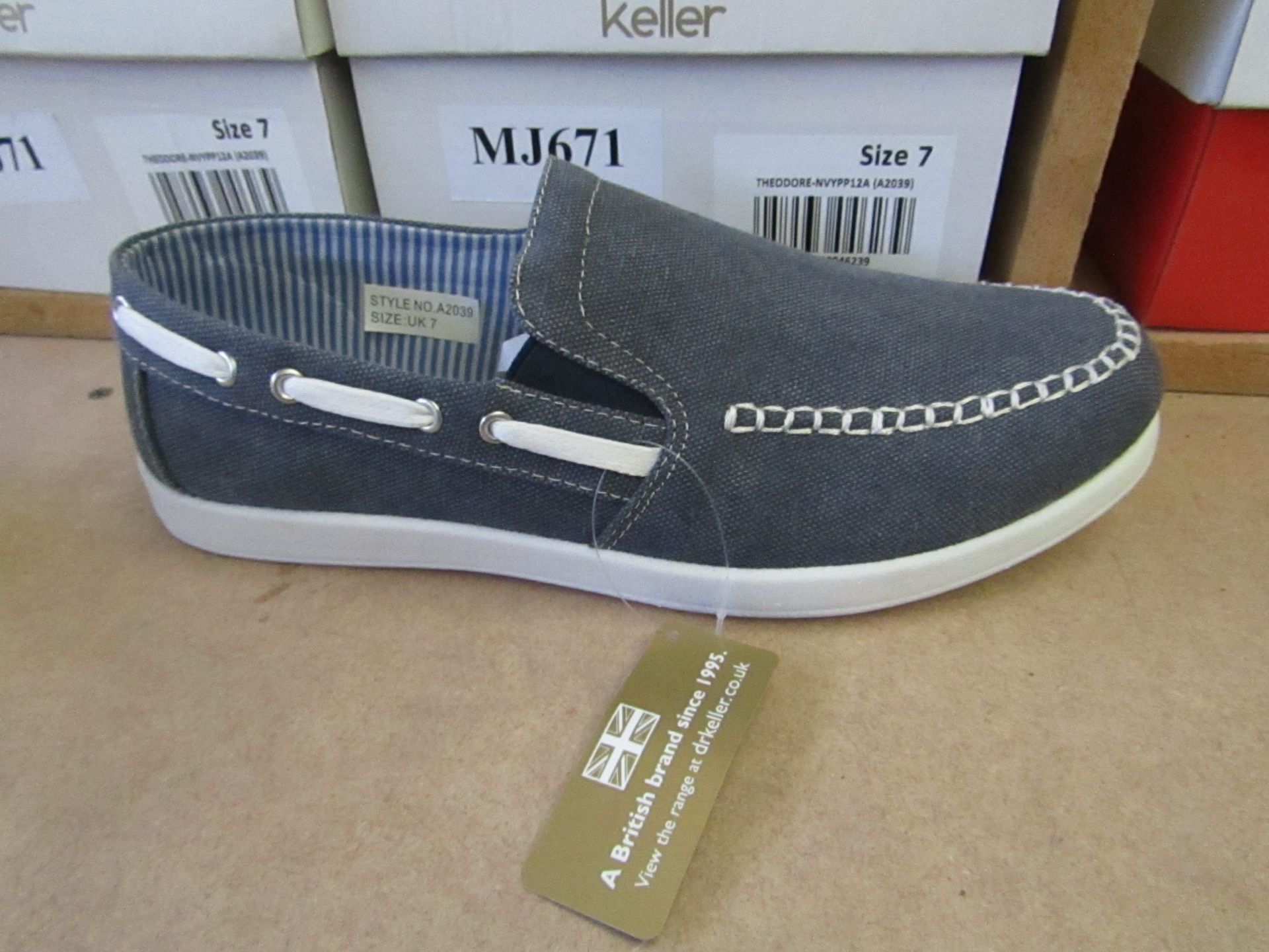 DR Keller Navy Boot Shoes, new and boxed, Size UK 7