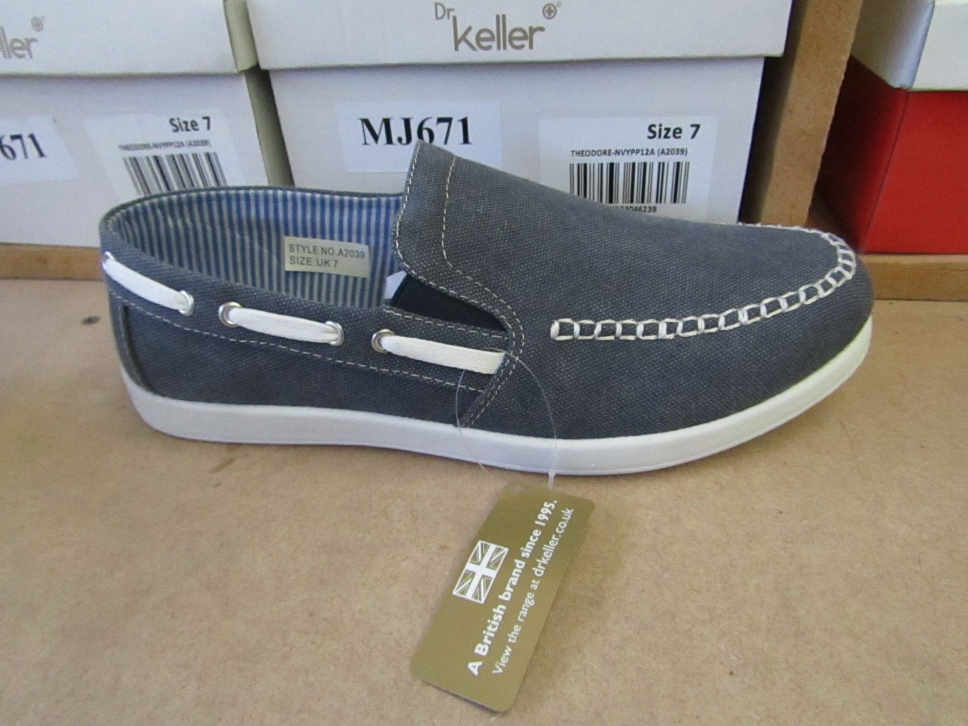 DR Keller Navy Boot Shoes, new and boxed, Size UK 7