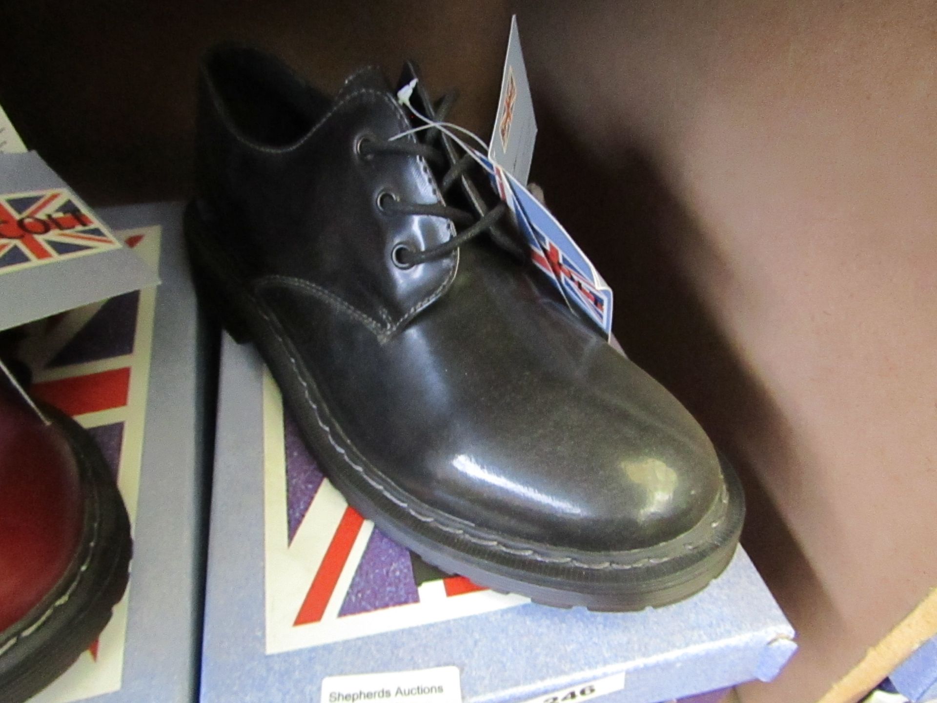 RJ Cole Shoes new and boxed, Size EU39, RRP Circa £39.99