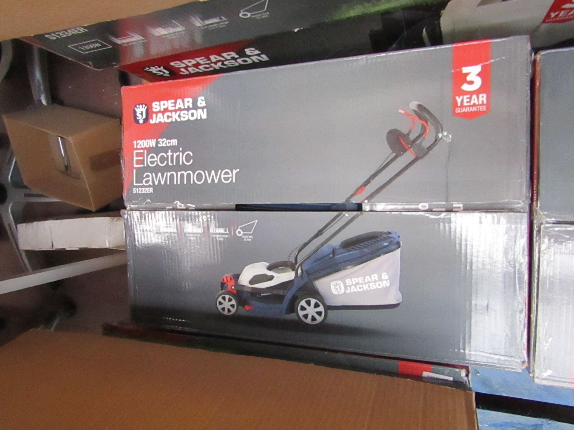 Spear and Jackson 1200w Electric Lawn Mower, Tested working and boxed, RRP œ70