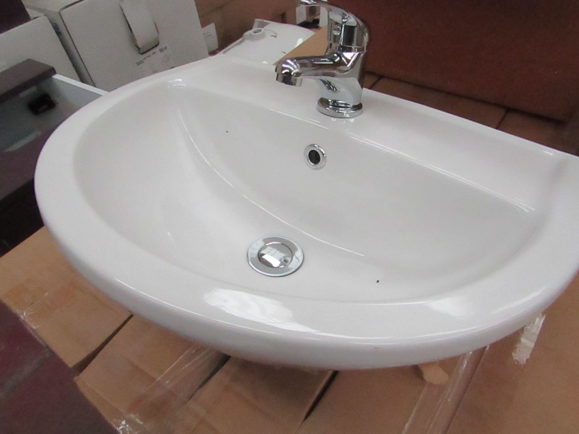 Lecico Remini 50cm 1 tap hole sink with mono block mixer tap, boxed and new