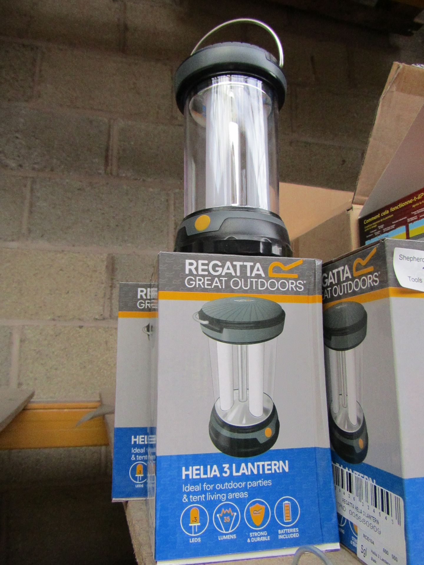 2 x Regatta Great Outdoors Heli 3 Lantern. New and Boxed