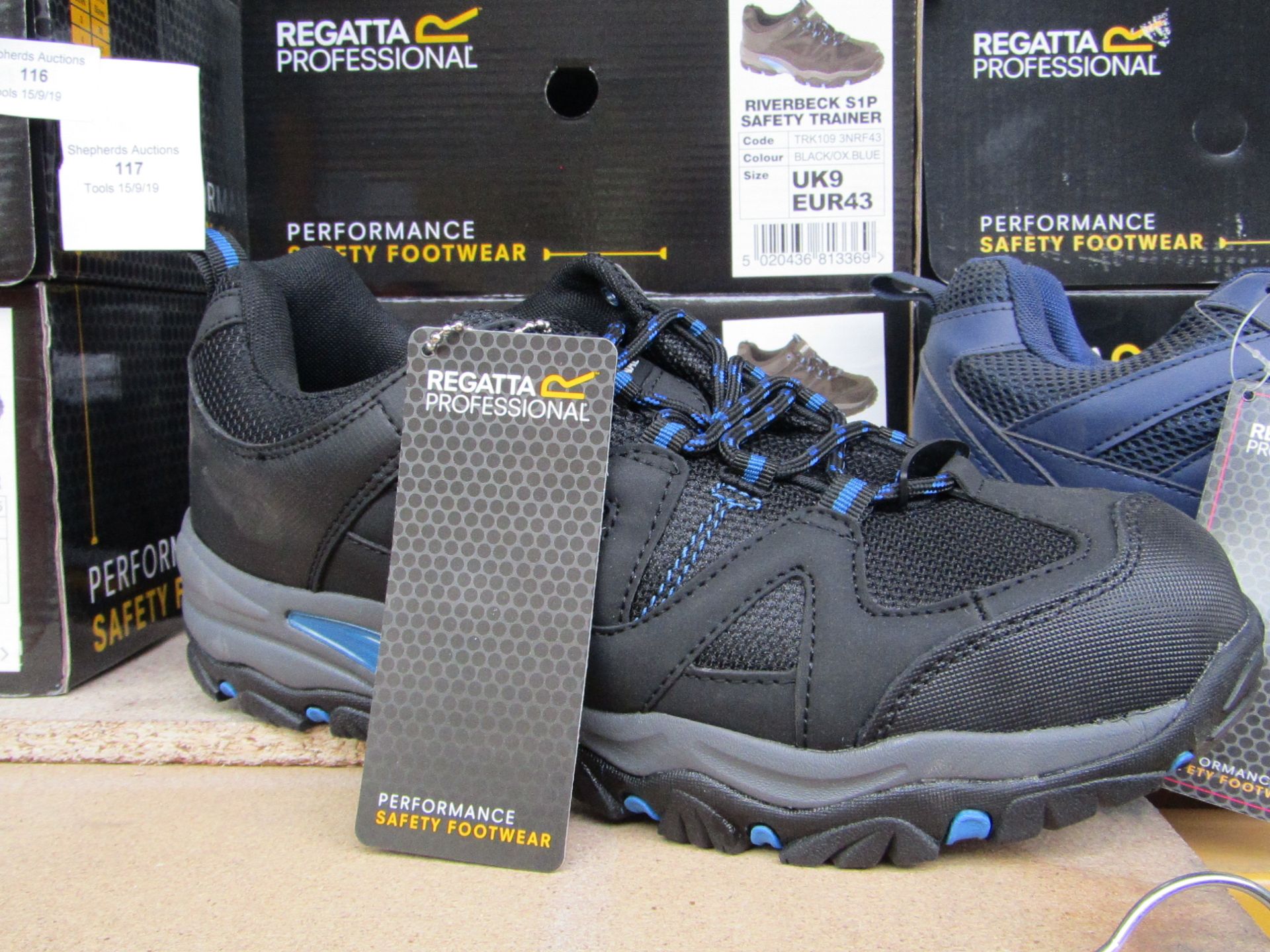 Regatta Professional Riverbeck S1P Safety Trainer. Size 8, EUR 42. New and boxed