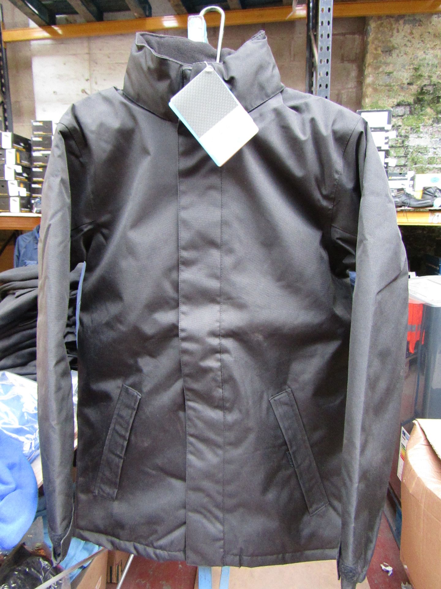 Men's Regatta Black Jacket. Size S. new in packaging