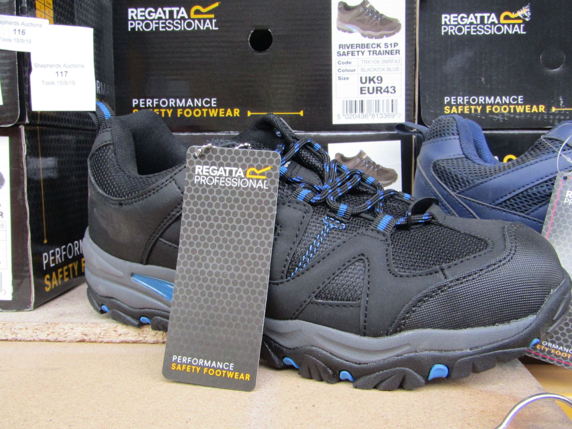 Regatta Professional Riverbeck S1P Safety Trainer. Size 9, EUR 43. New and boxed