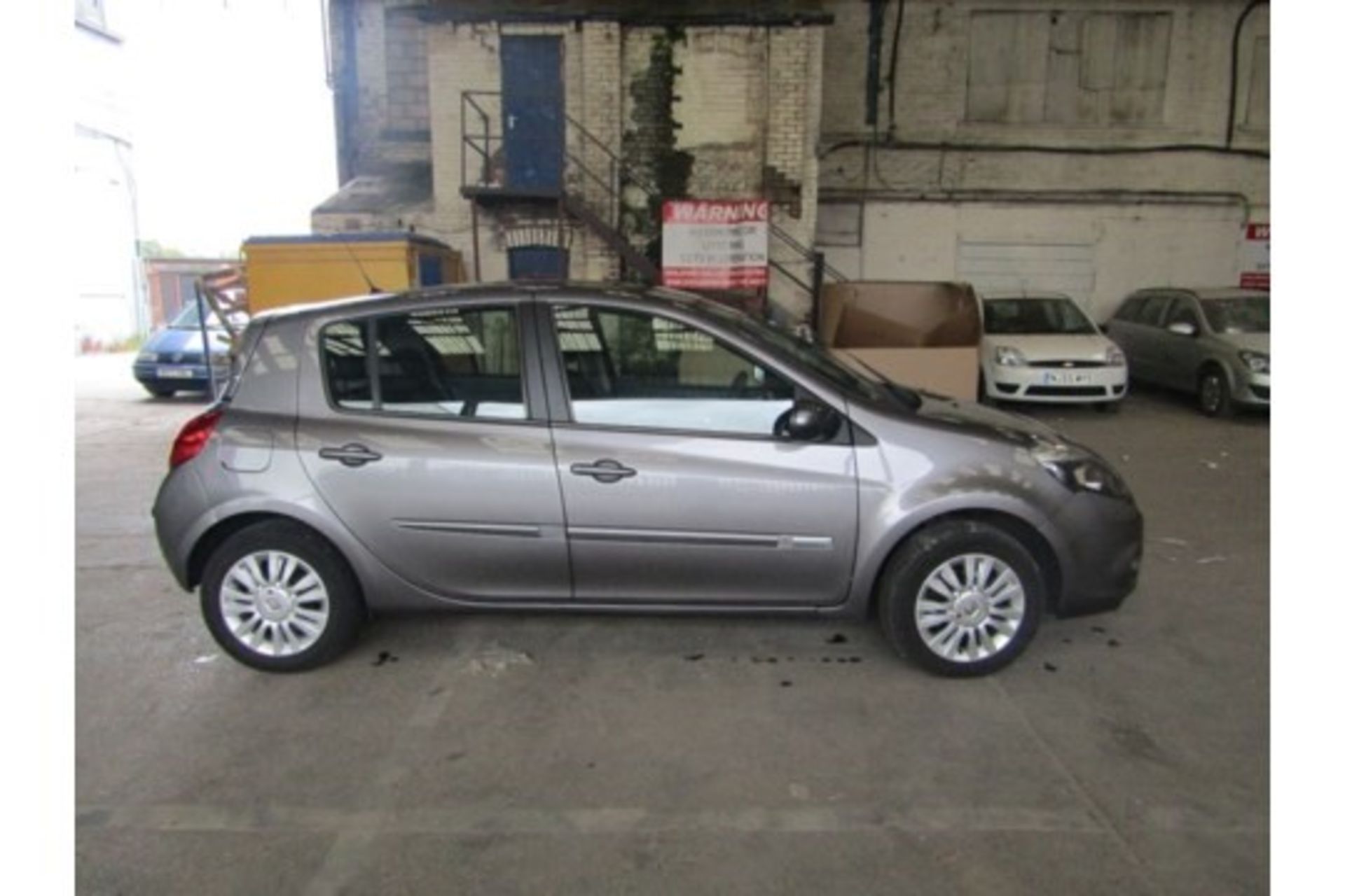 2012 Renault Clio Expression Plus 16V 1.2i, 29,991 miles (unchecked), MOT until 29th May 2020, 2 - Image 2 of 14