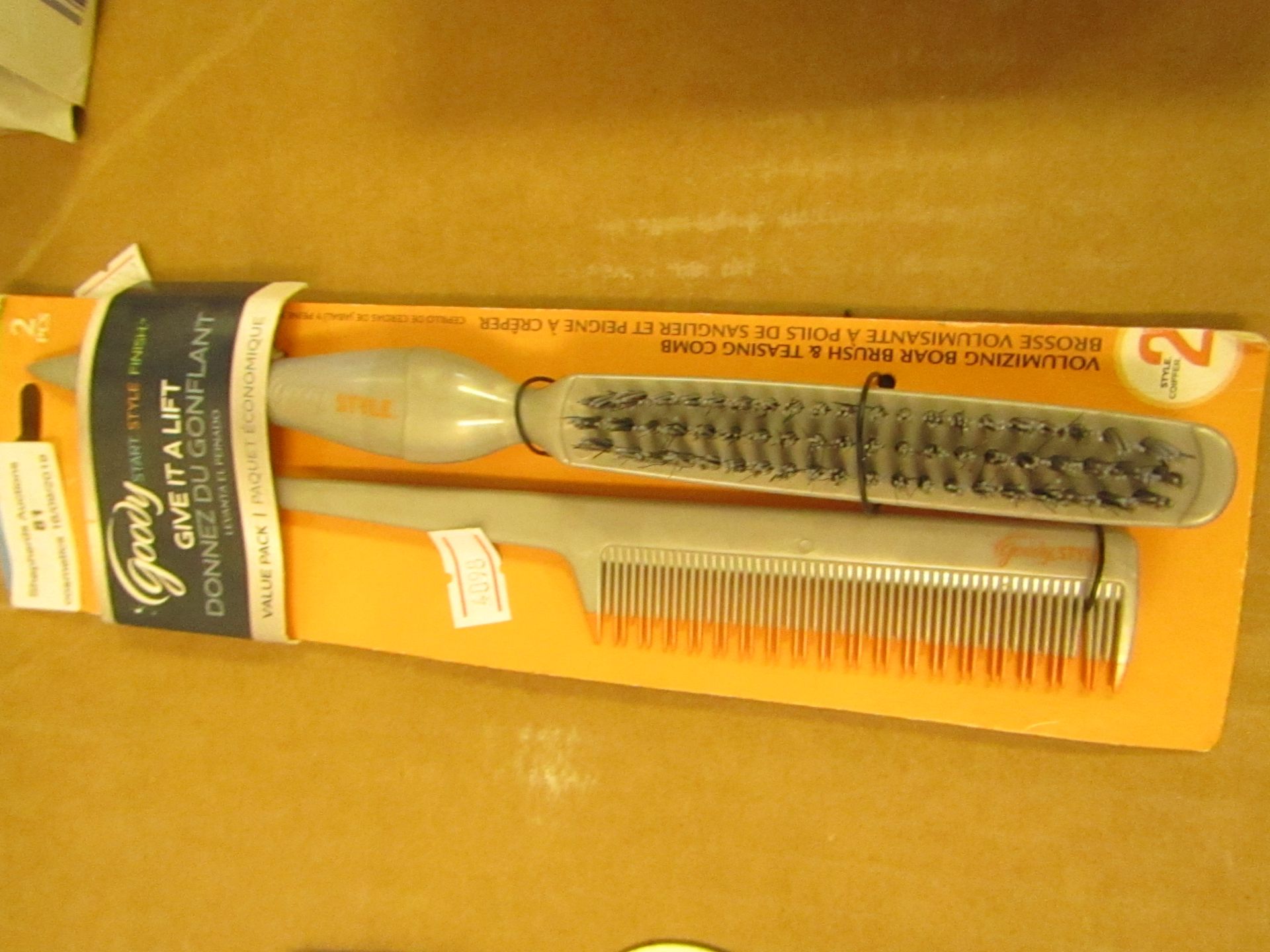 Goody Give It A Lift Teasing Comb & Volume Brush packaged