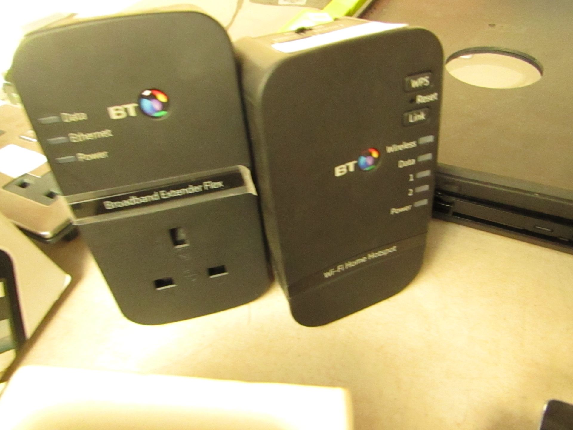 BT Wifi Home Hotspot & Extender Flex.Power on