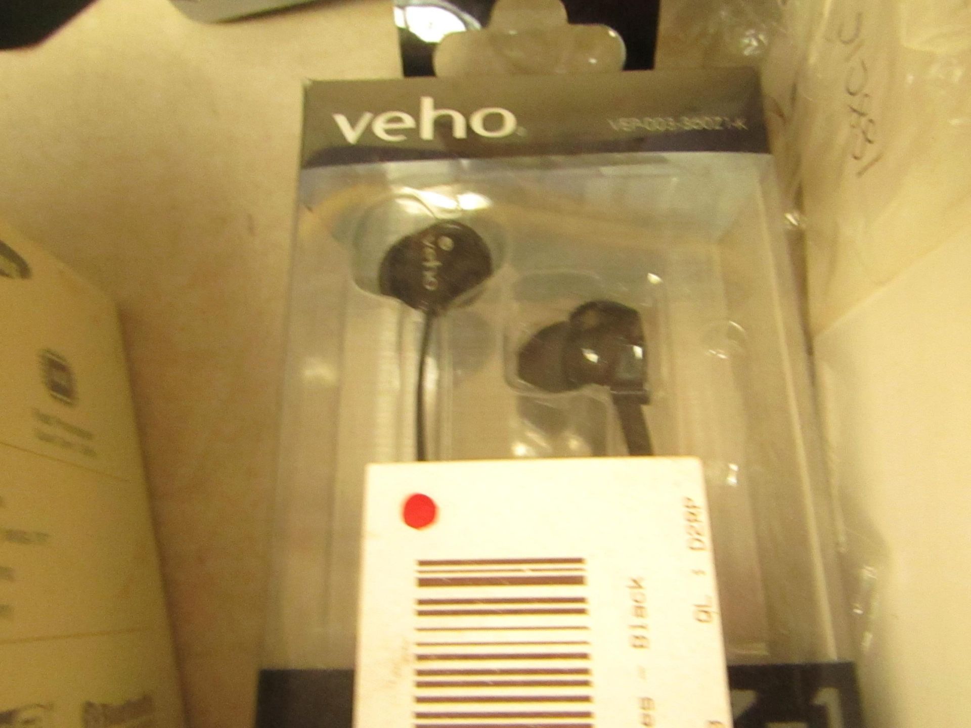 Veho VEP 003 Earphones.Boxed but untested