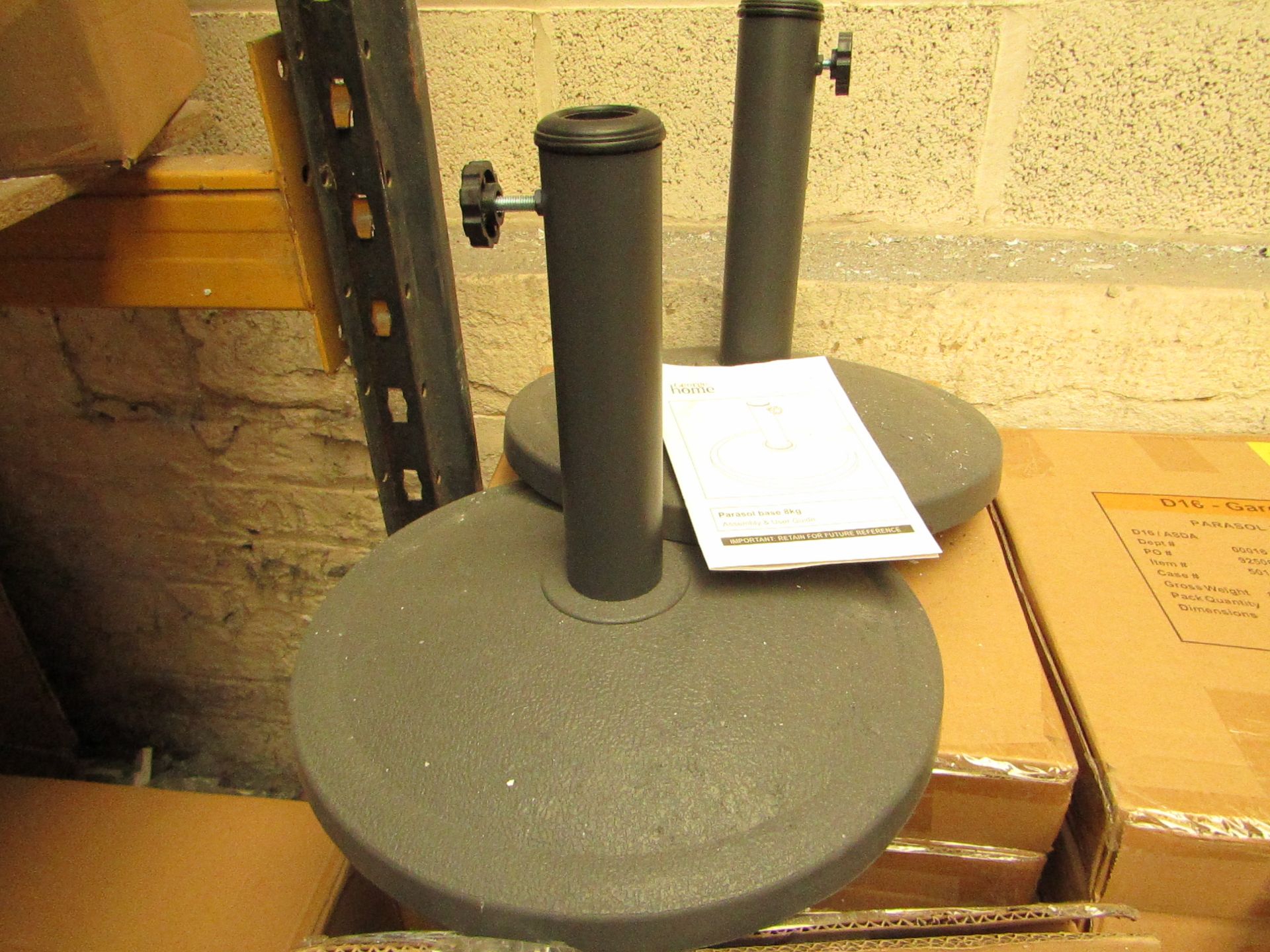 Parasol Base 8kg.New & Boxed