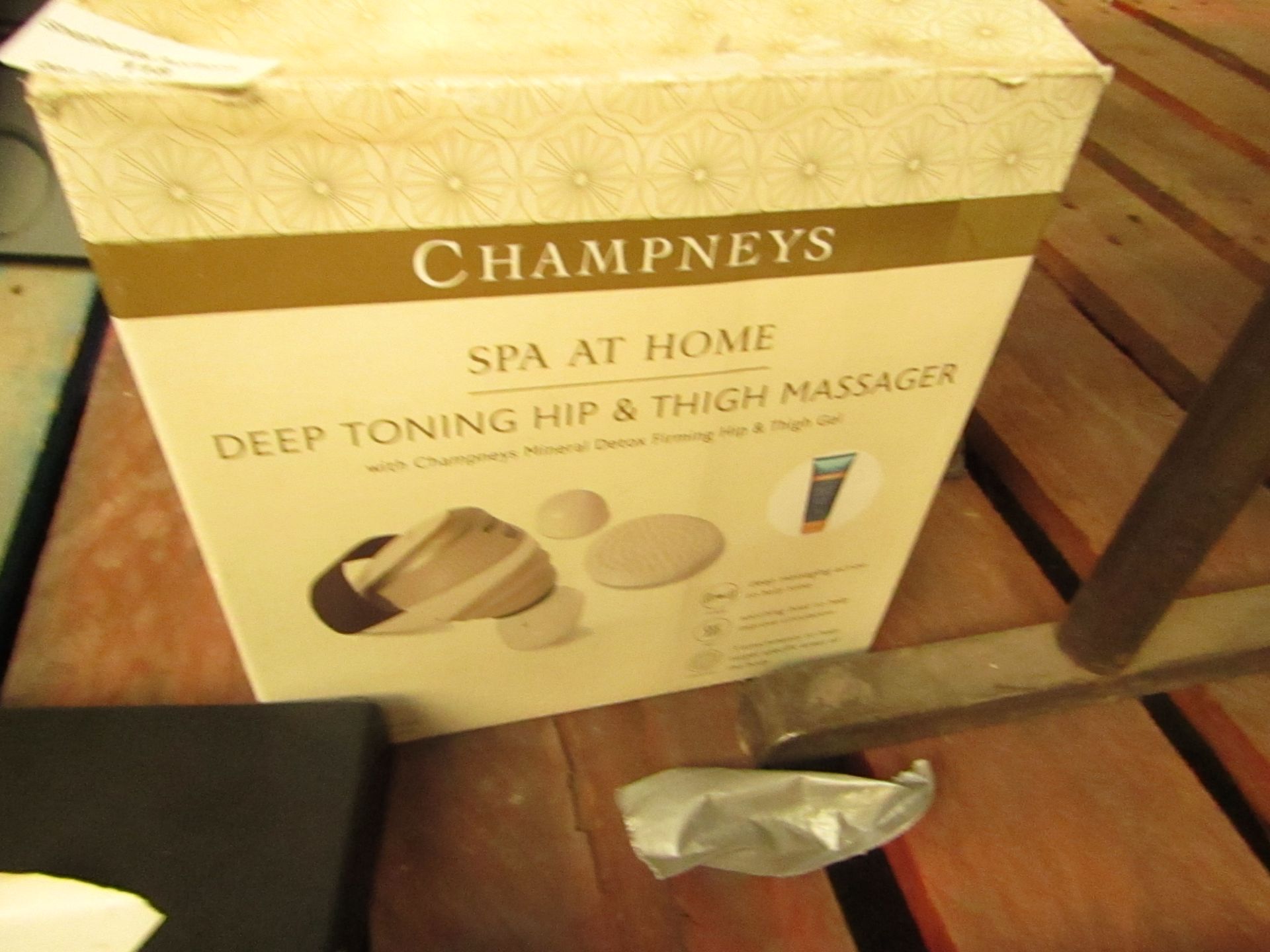 Champneys Spa At Home Deep Toning Hip & Thigh Massager.Boxed