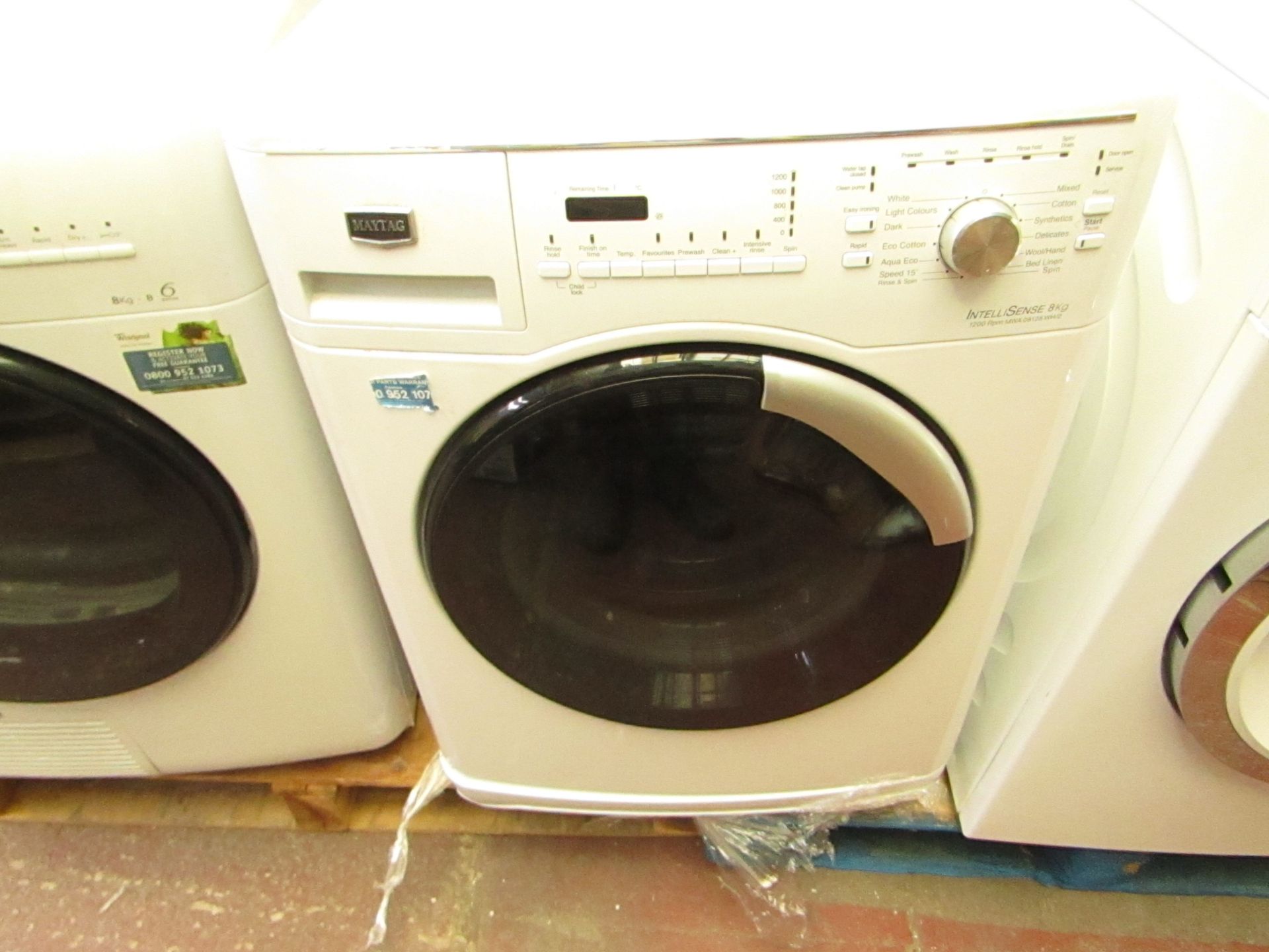 Maytag Intellisence 8kg Washing Machine.Powers on & Spins.No Major Damage