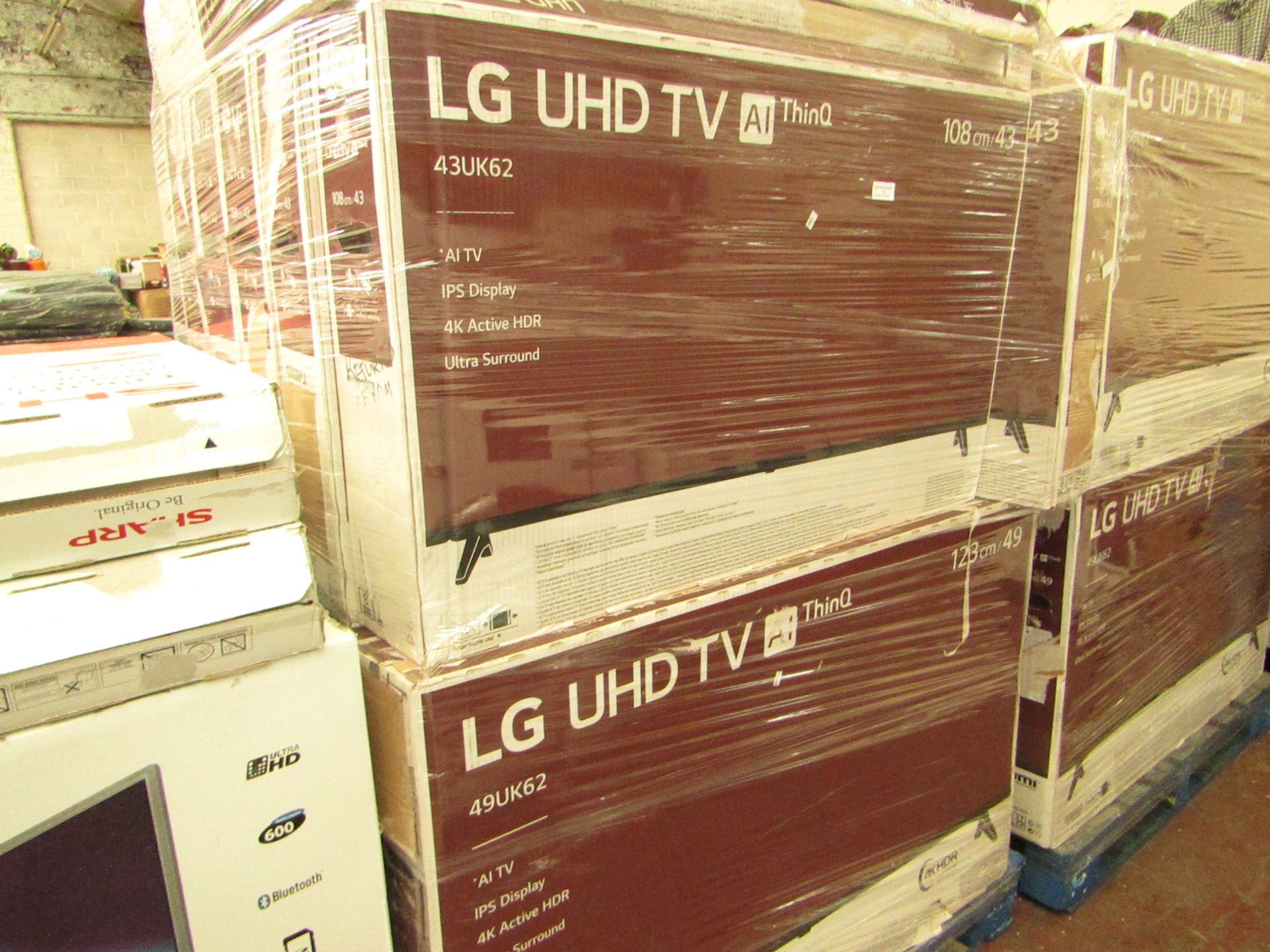 13 x Smashed/Cracked Screen LG 43" TV's.All Boxed.Please Read Lot 0.