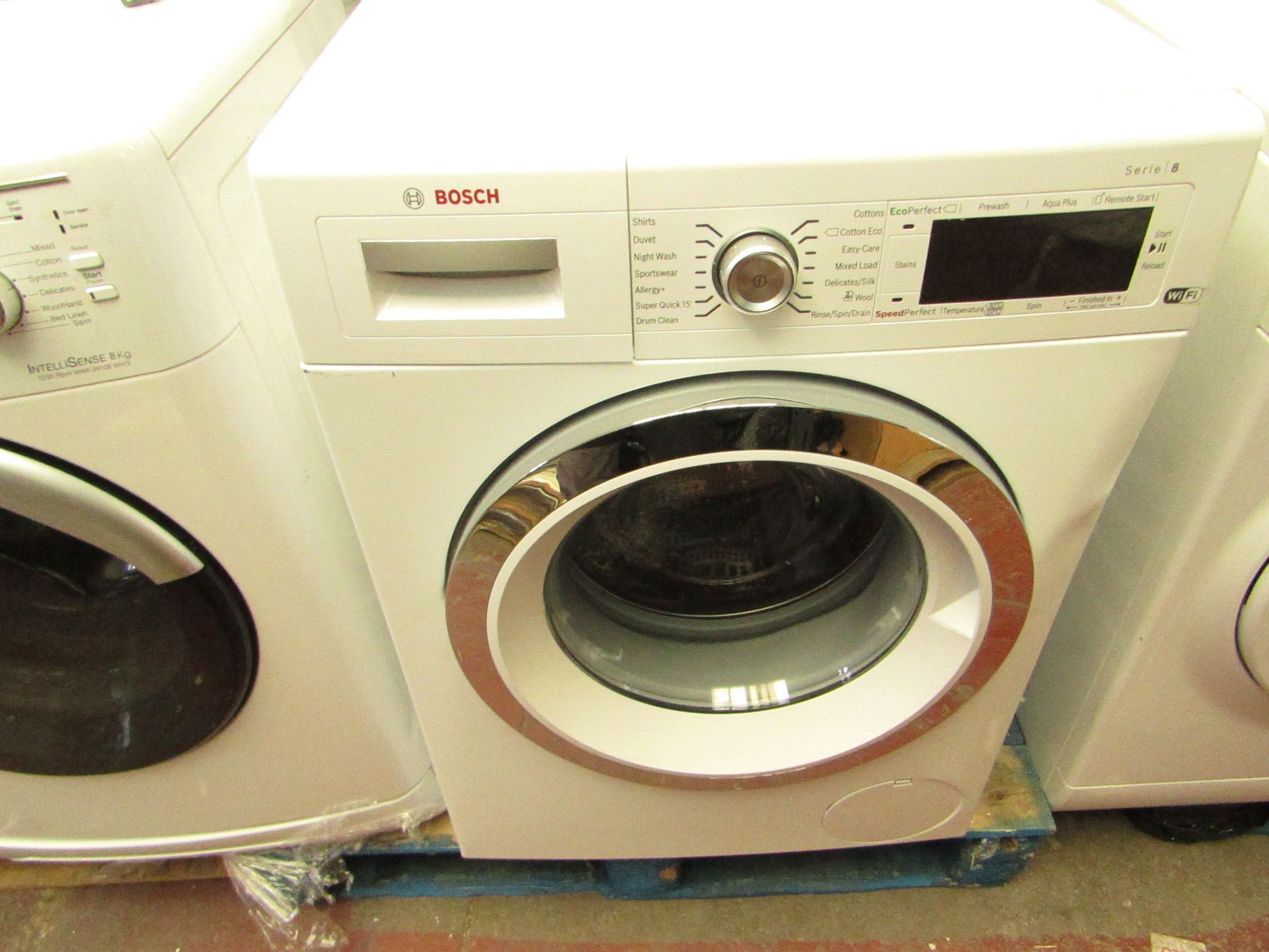 Bosch Serie 8 WiFi Washing Machine.Powers on but loose front panel so the Start button wont work