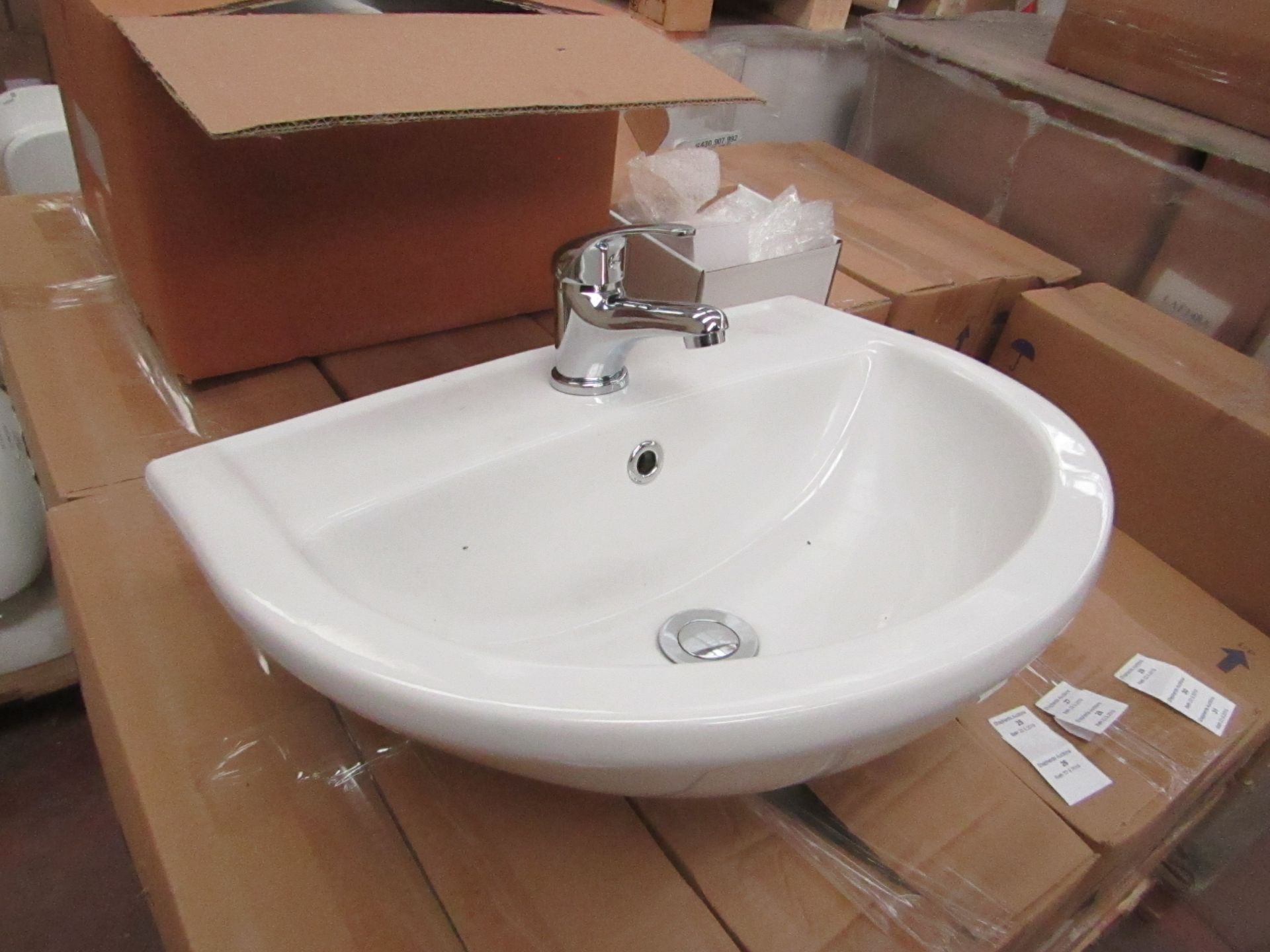 Lecico Remini 50cm 1 tap hole sink with mono block mixer tap, boxed and new