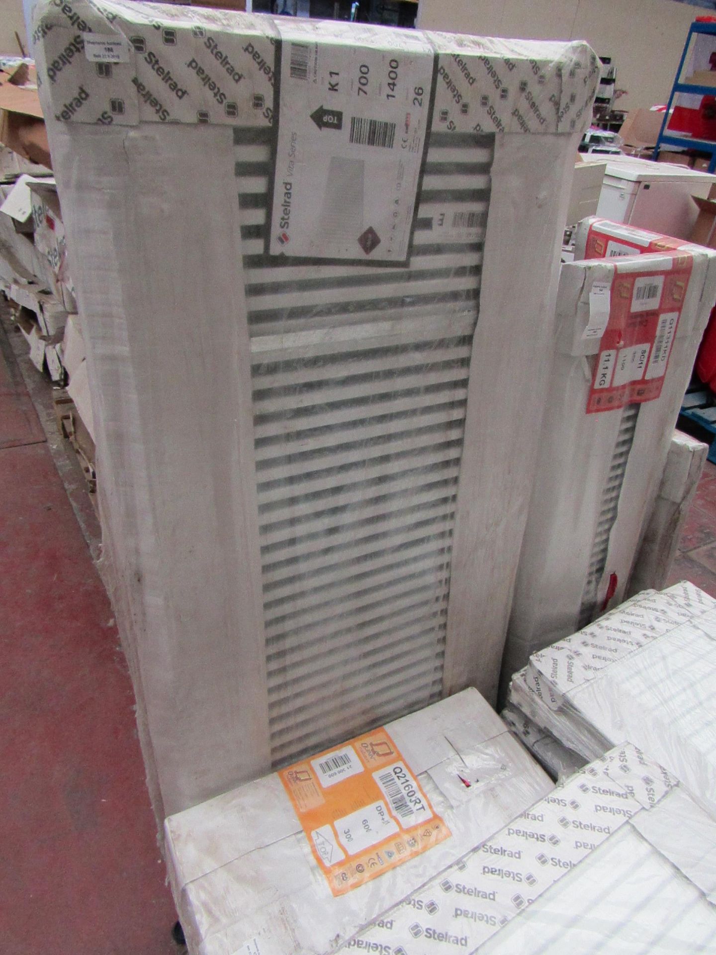 Stelrad Vita Series 700x1400mm single radiator, unchecked in packaging, RRP Circa £100