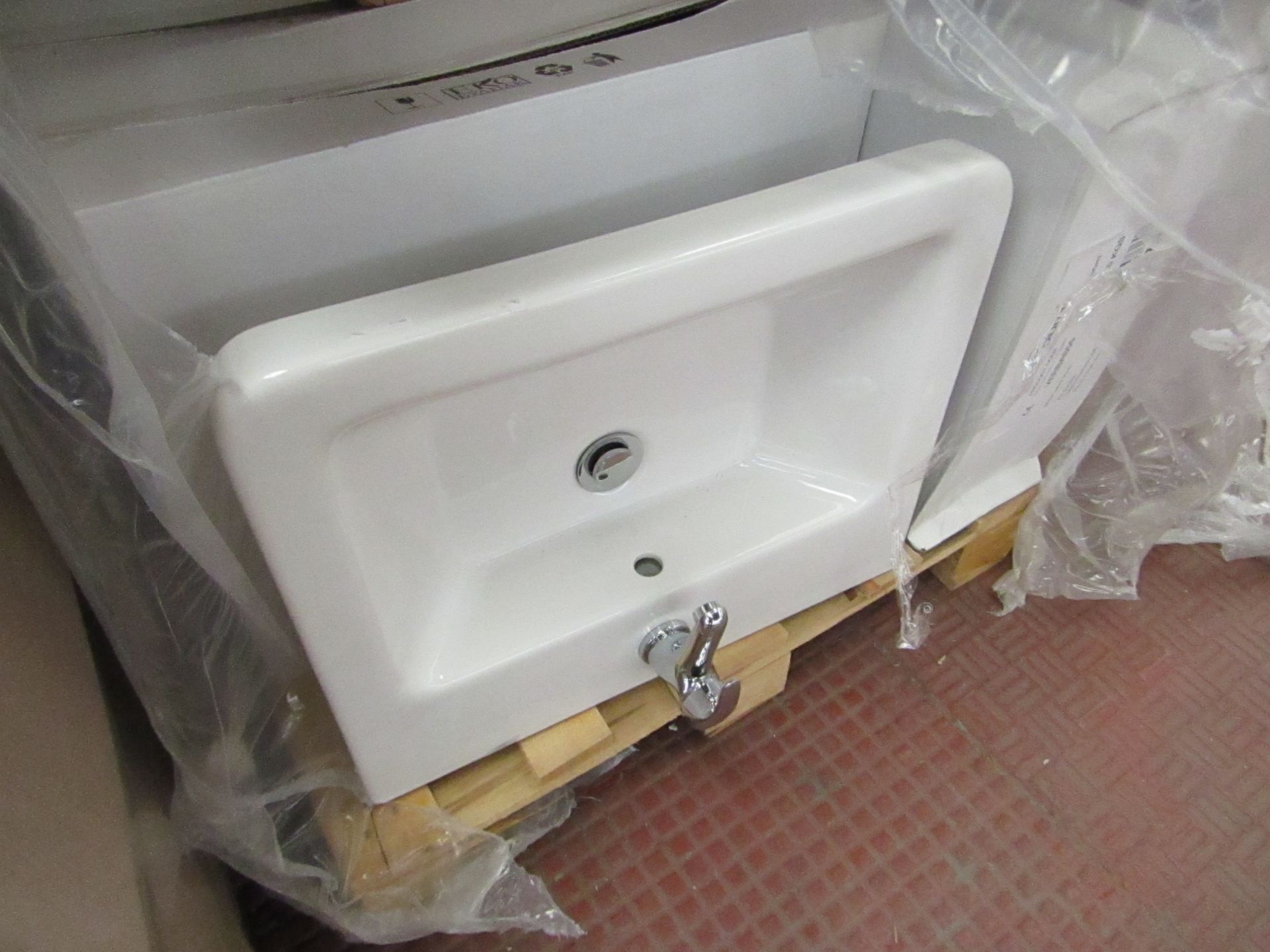 Victoria Plum Verso 550mm sink with mono block mixer tap, new and Boxed